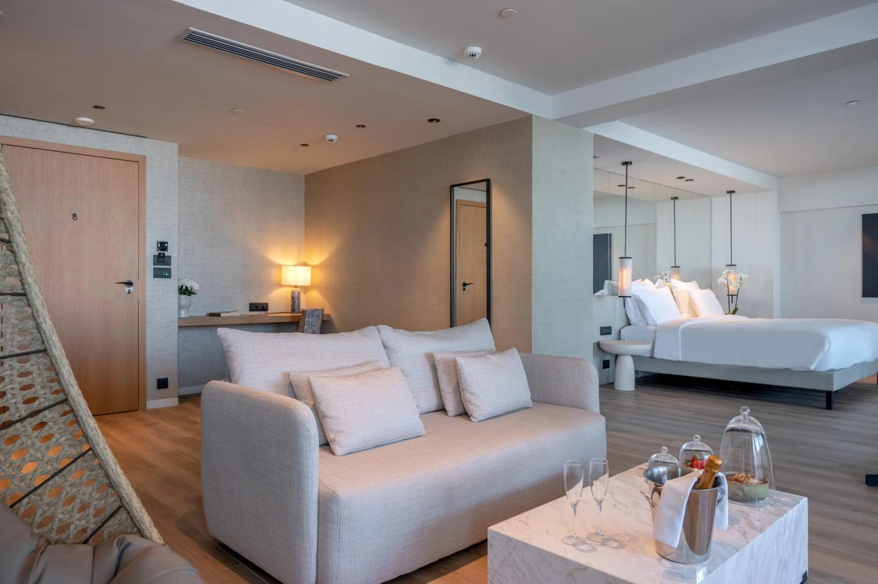 Bed in NIKO Seaside Resort MGallery