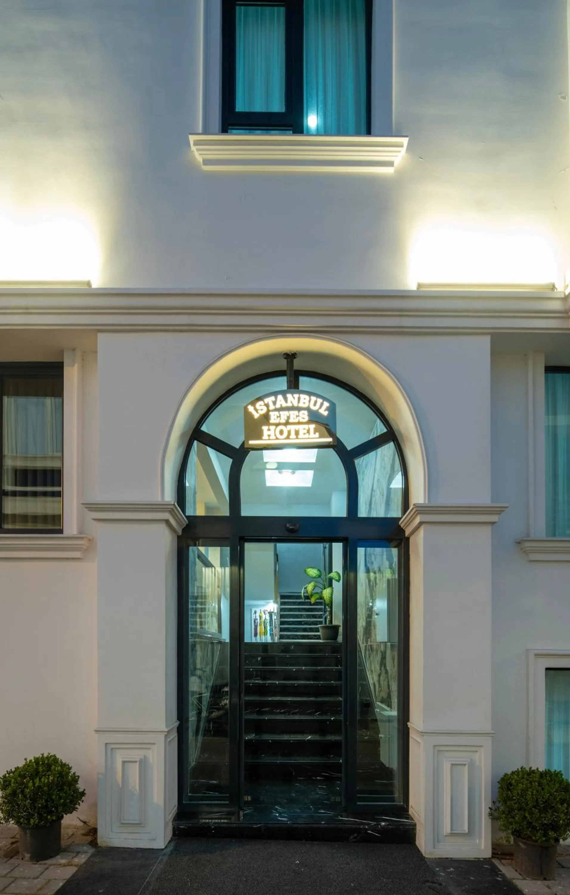Facade/entrance in İstanbul Efes Hotel