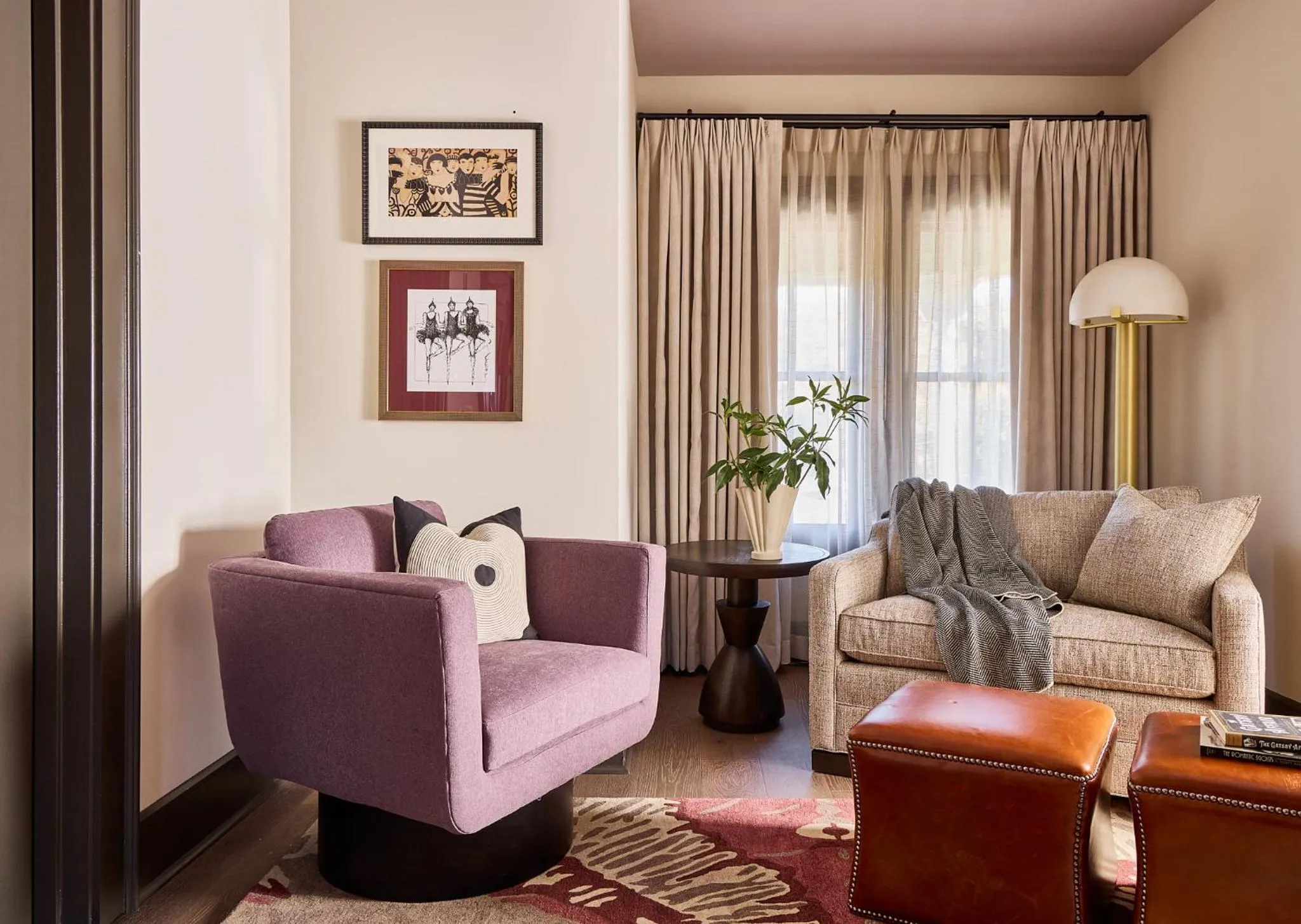 Seating area in Zelda Dearest