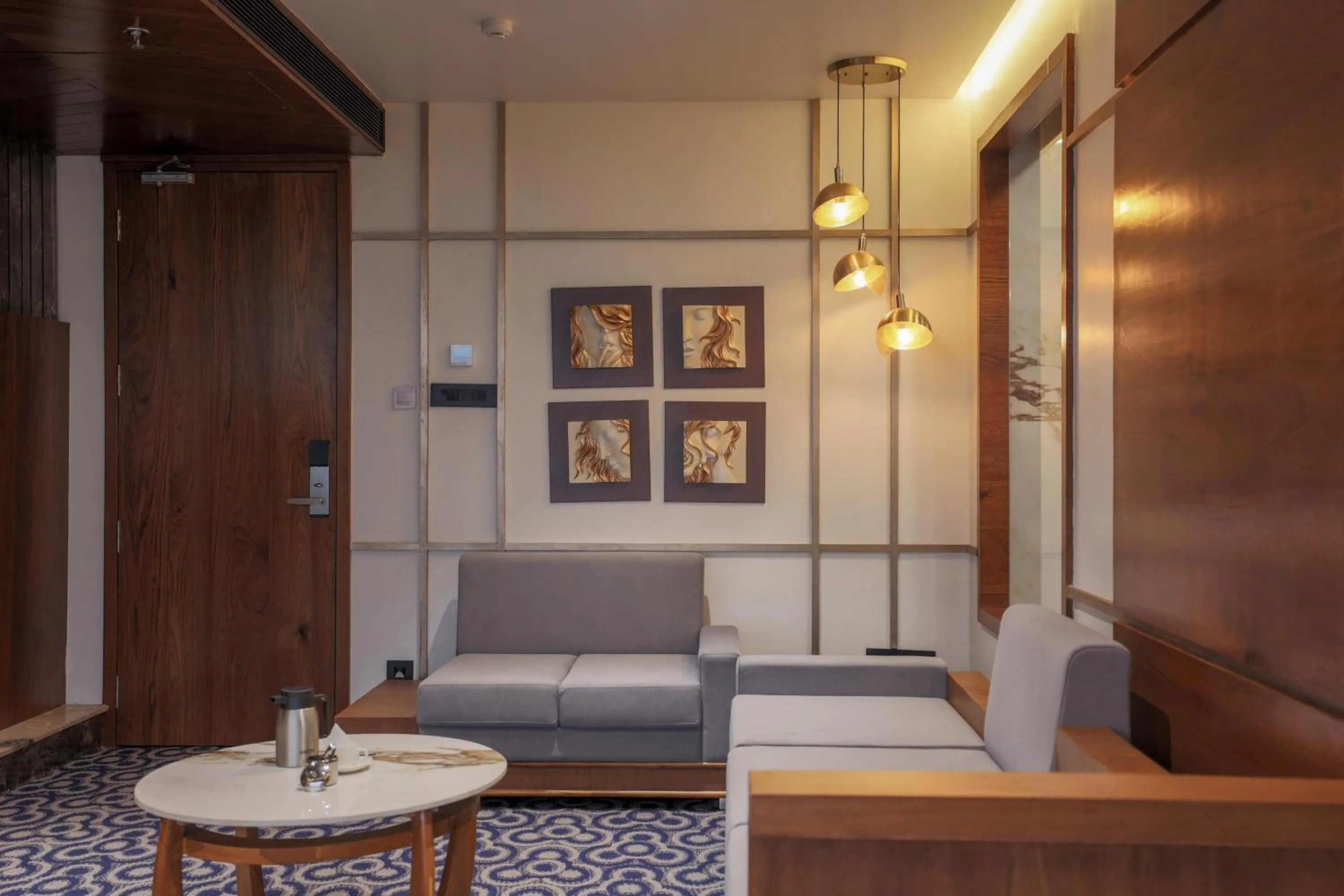 Living room in Hotel Aditya Mansingh Inn