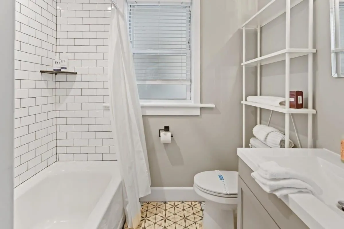 Luxurious 8BR Beach Duplex w Ocean Views