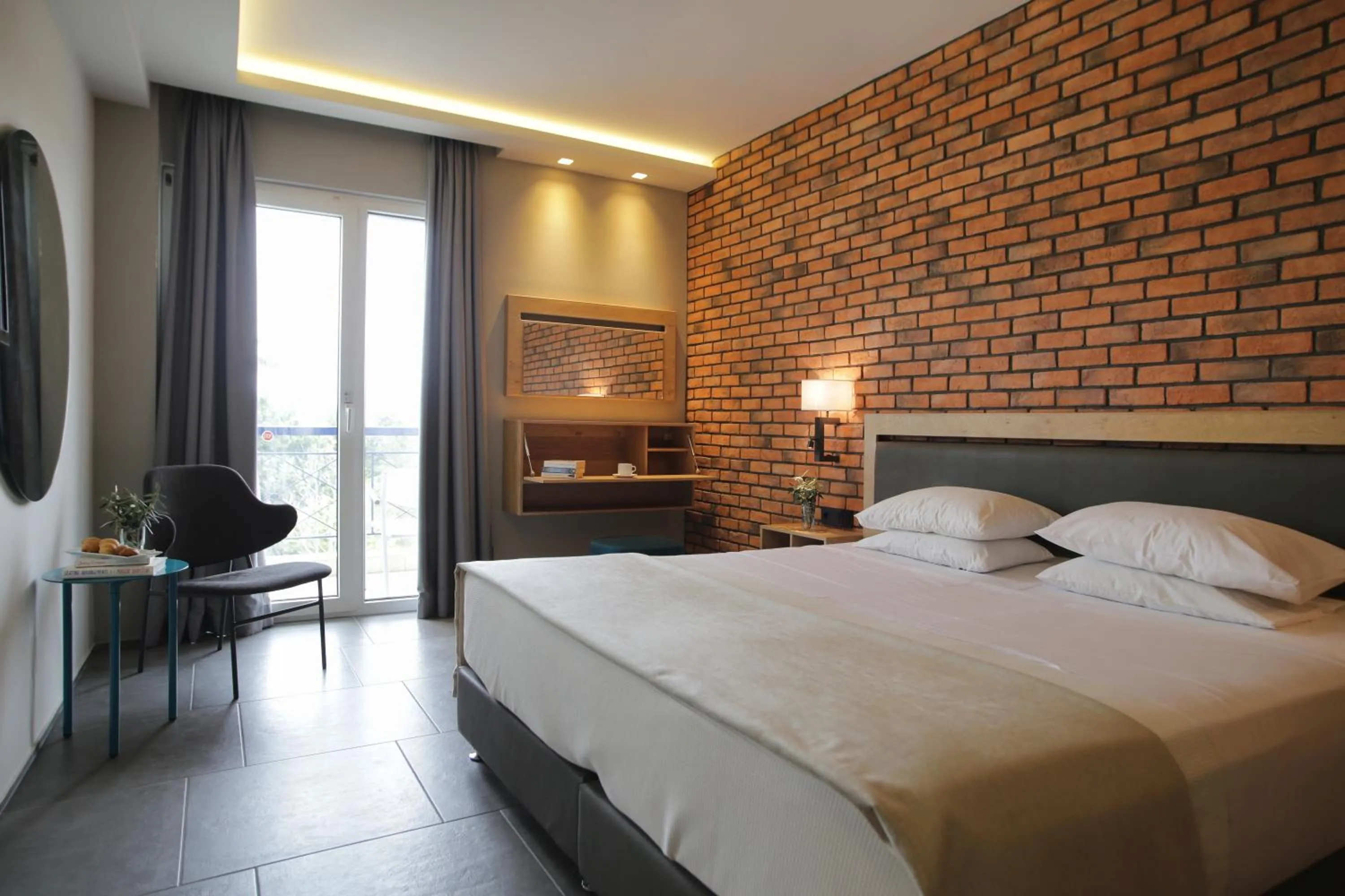 Bedroom, Bed in Palmyra Beach Hotel