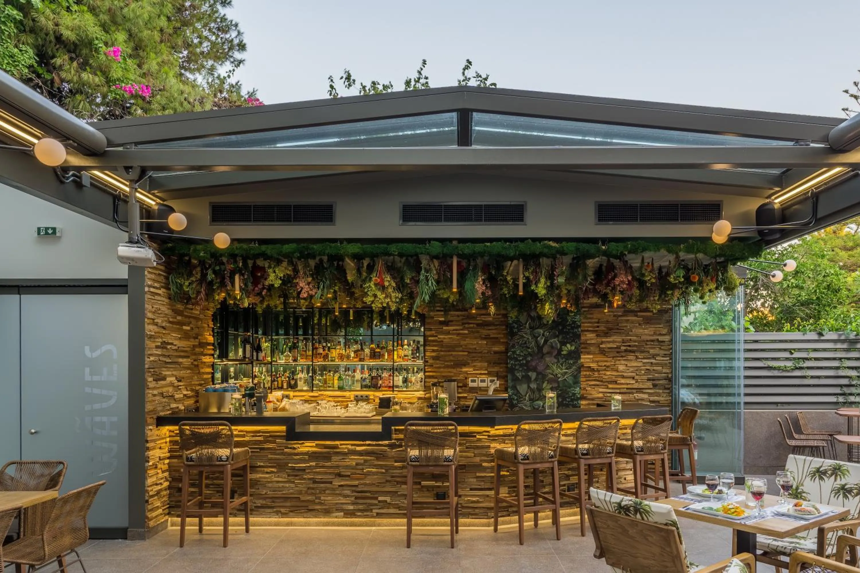 Patio in Palmyra Beach Hotel