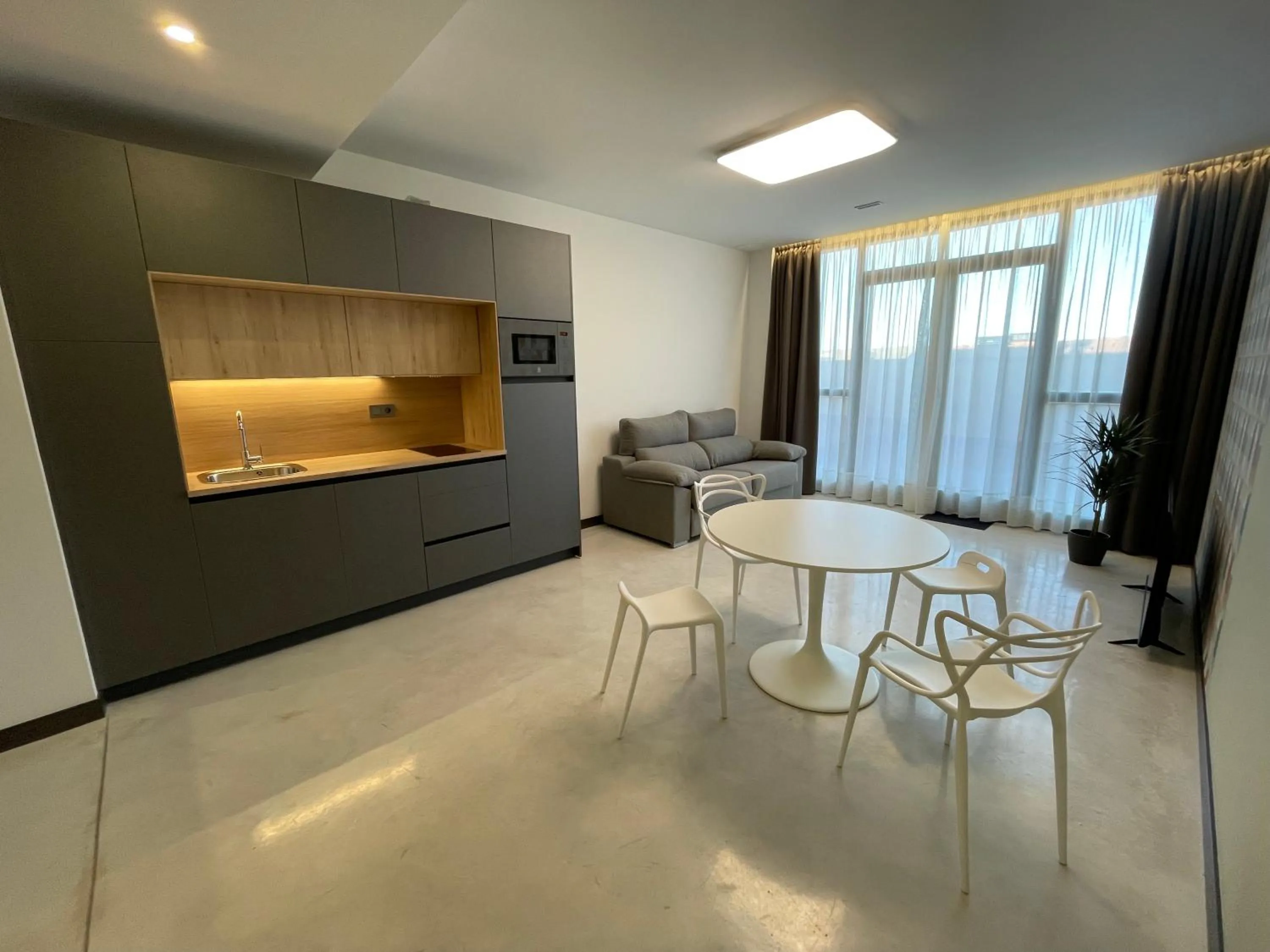 Dining area in Aljama Burgos