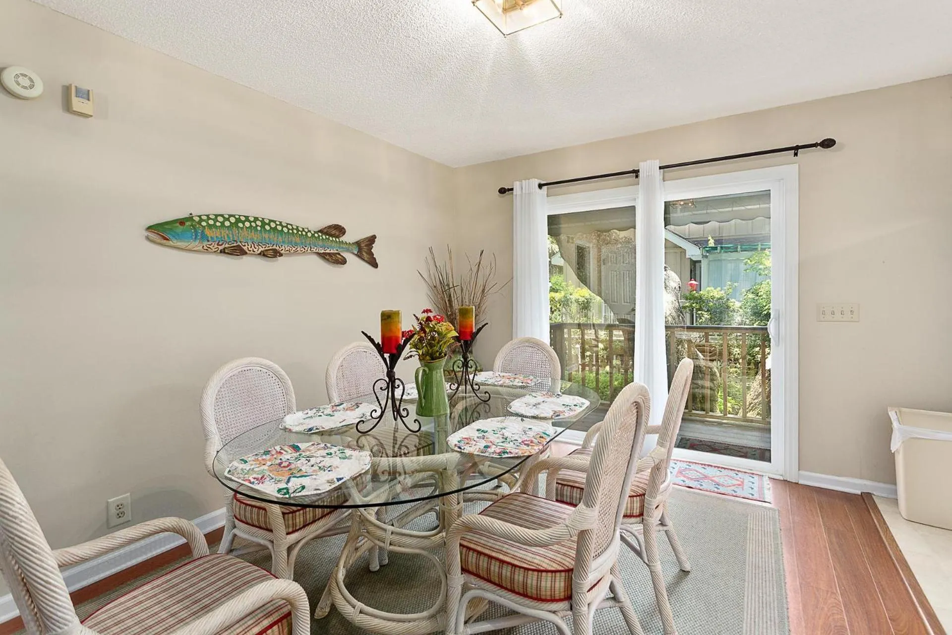 Coastal Cottage - 111 Mews Circle