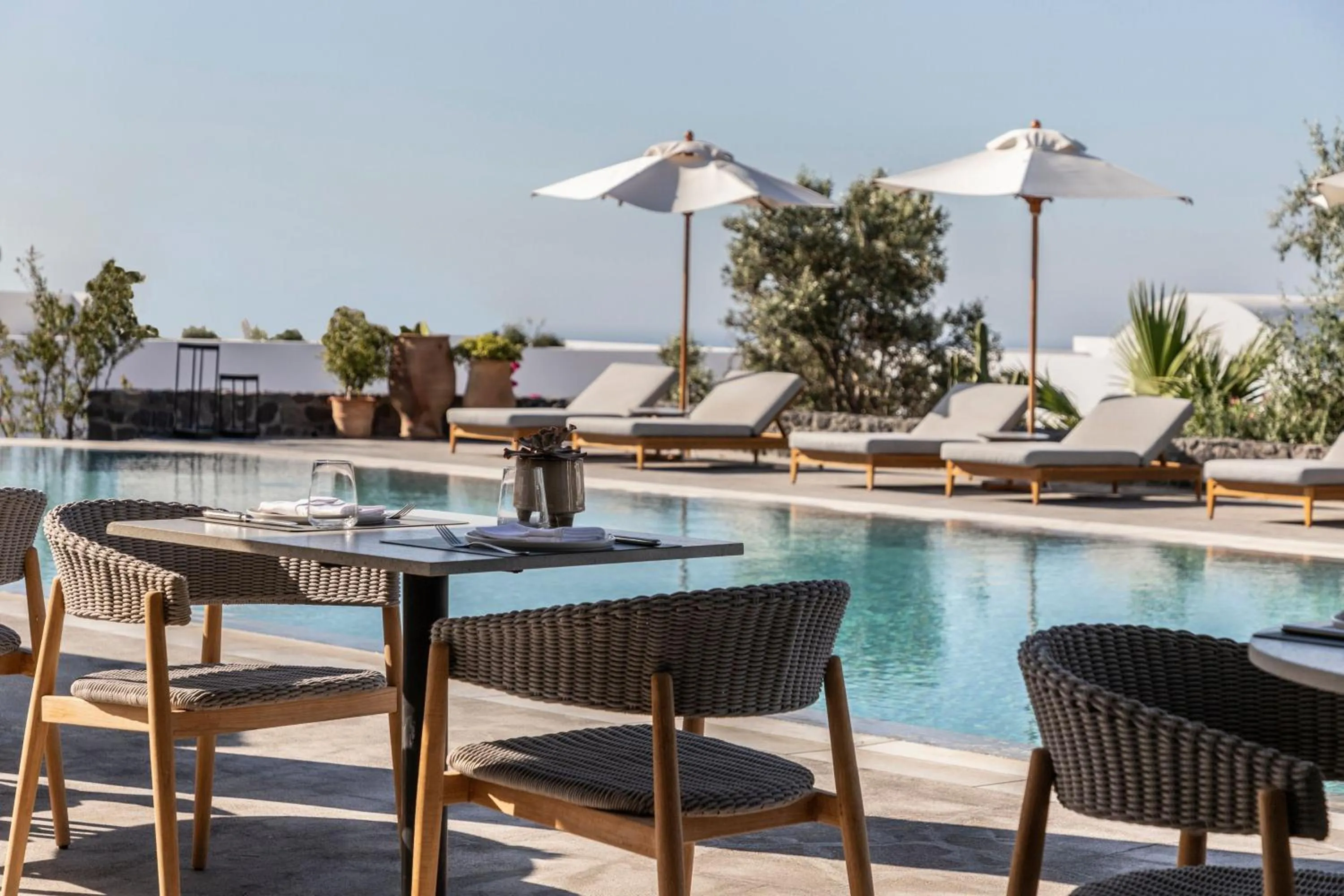 Restaurant/places to eat in Vedema, a Luxury Collection Resort, Santorini