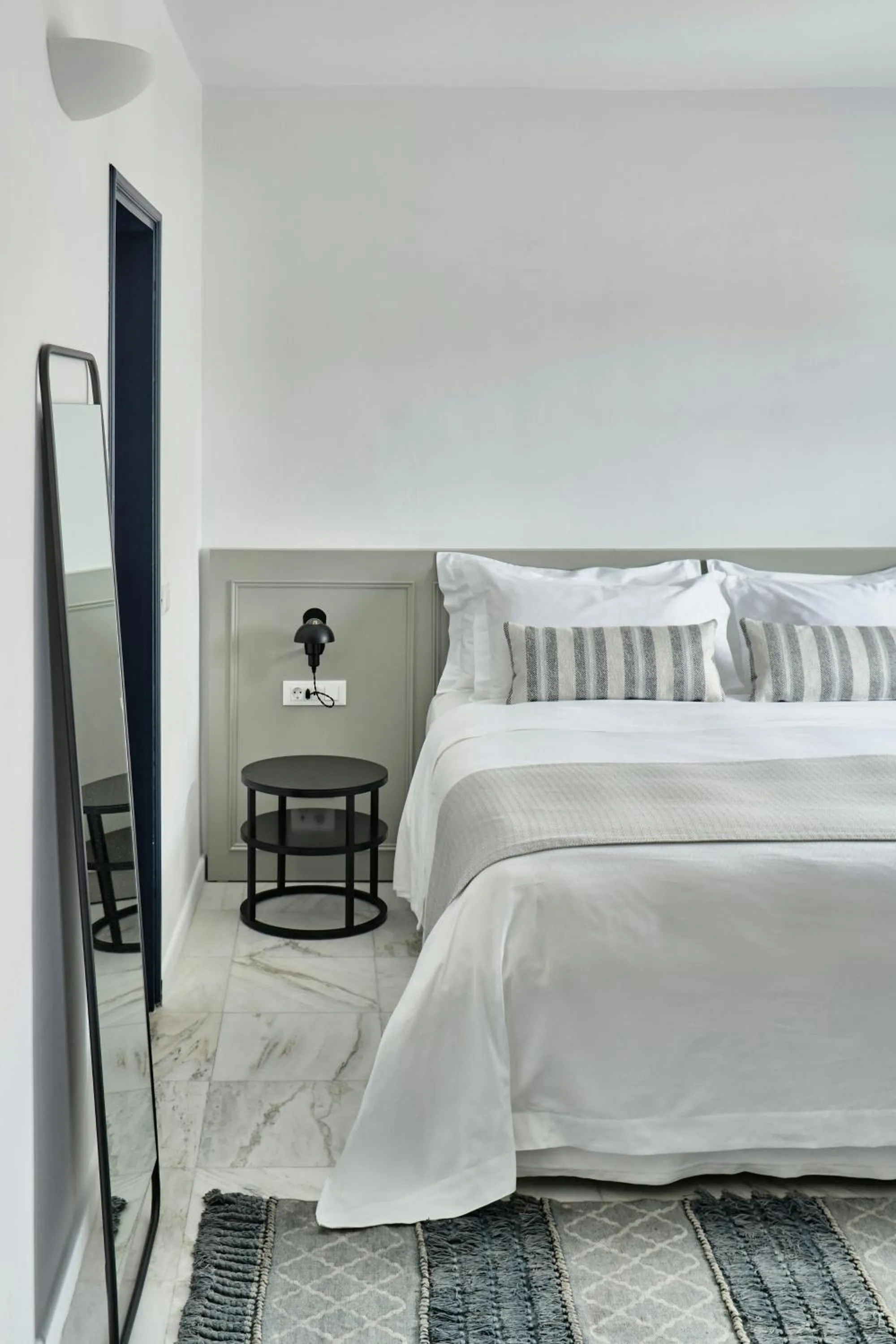 Bedroom, Bed in Vedema, a Luxury Collection Resort, Santorini