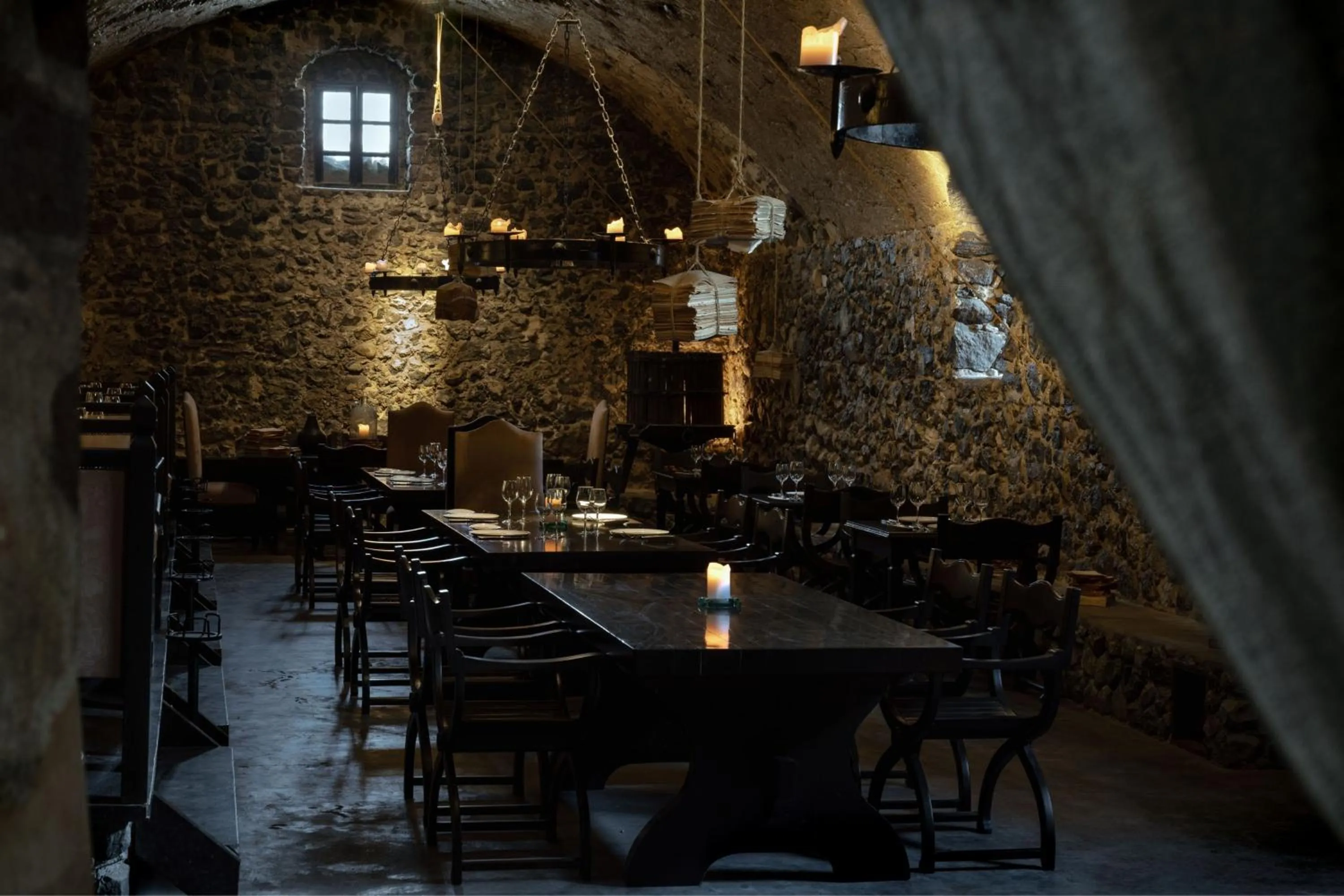 Restaurant/places to eat in Vedema, a Luxury Collection Resort, Santorini