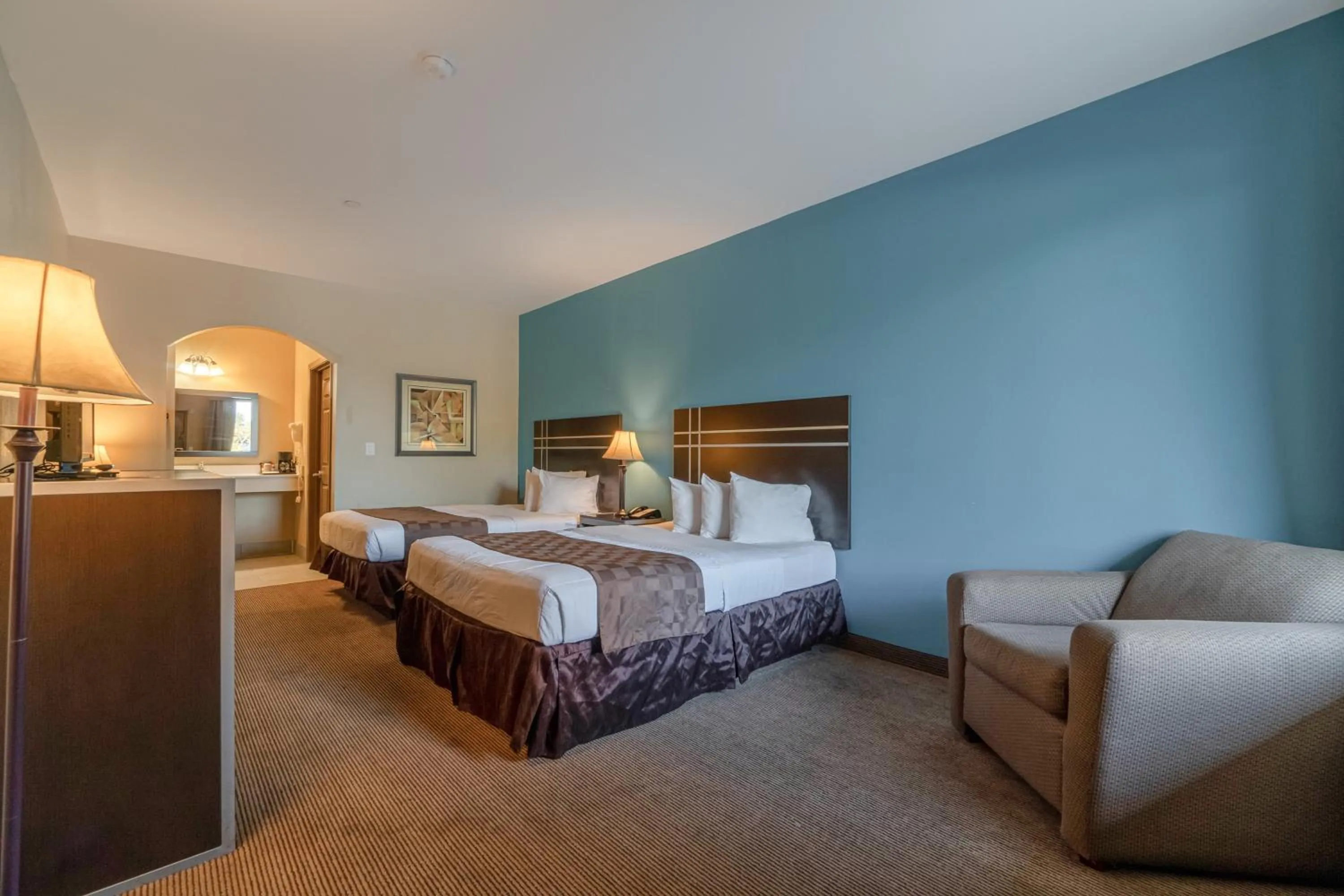 Bedroom, Bed in Moulton Inn & Suites By OYO Near Shiner TX