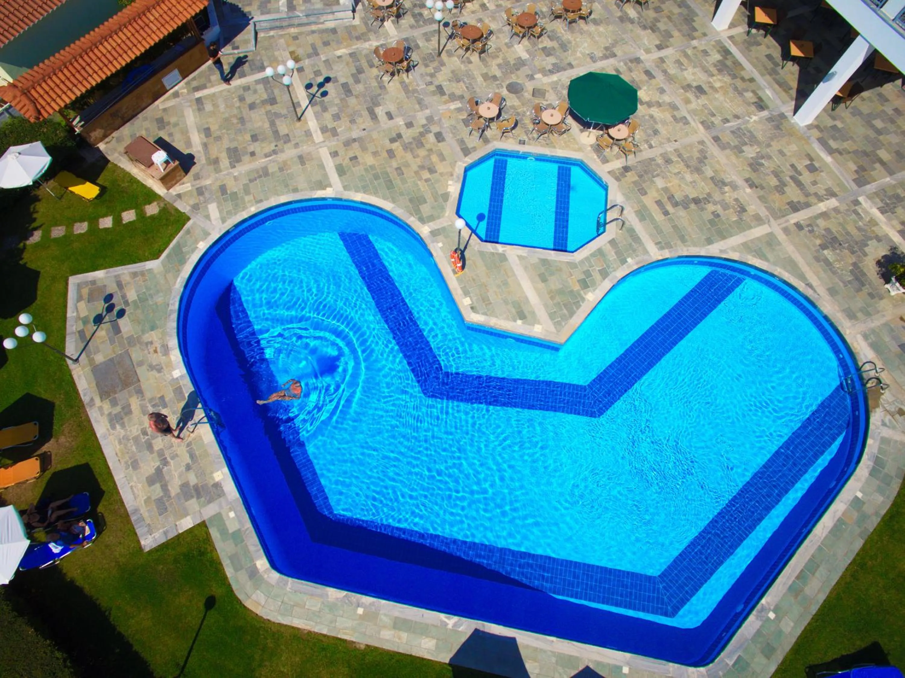 Swimming pool in Arion Hotel