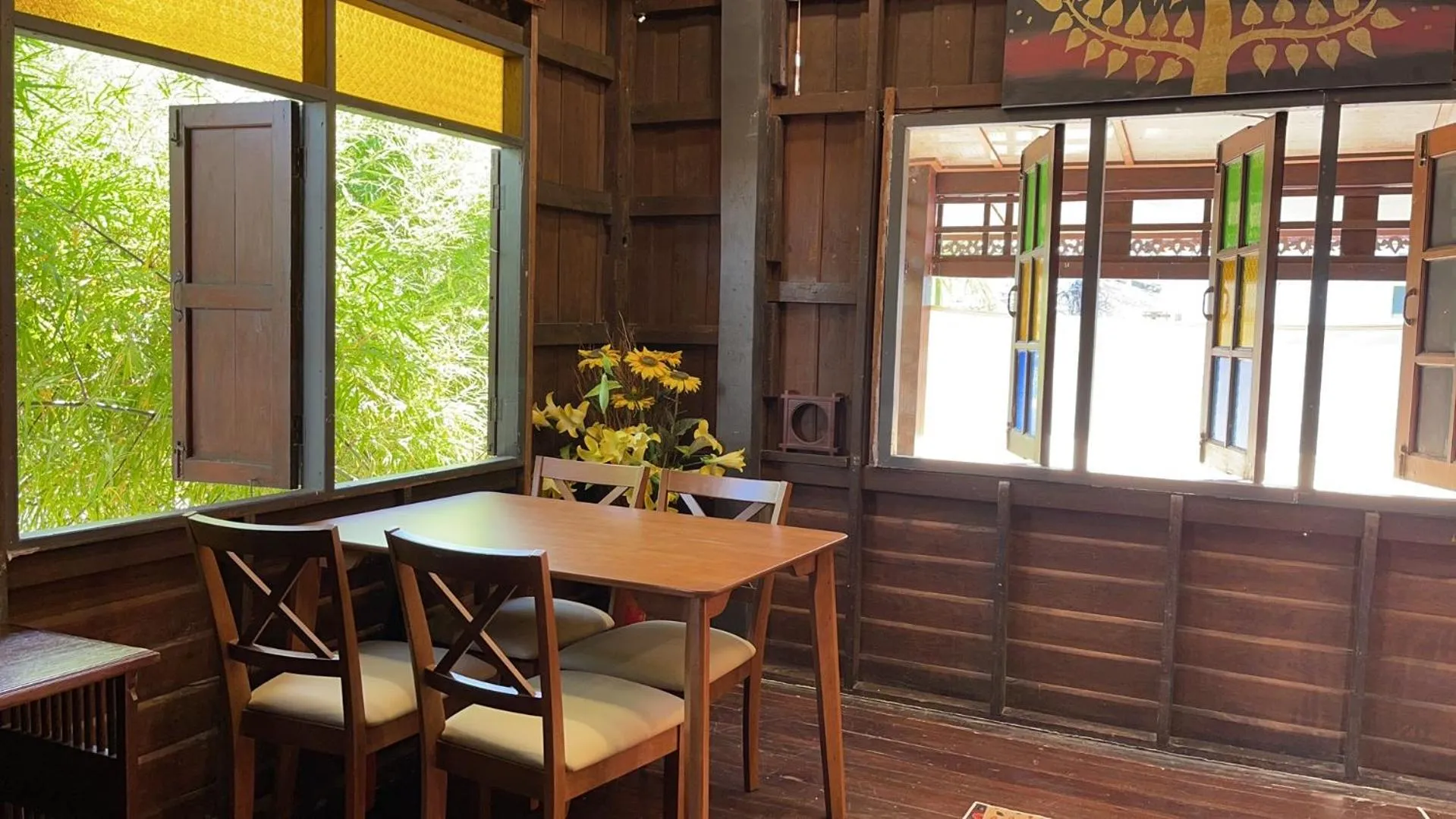 Restaurant/places to eat in Mesa Garden Villa