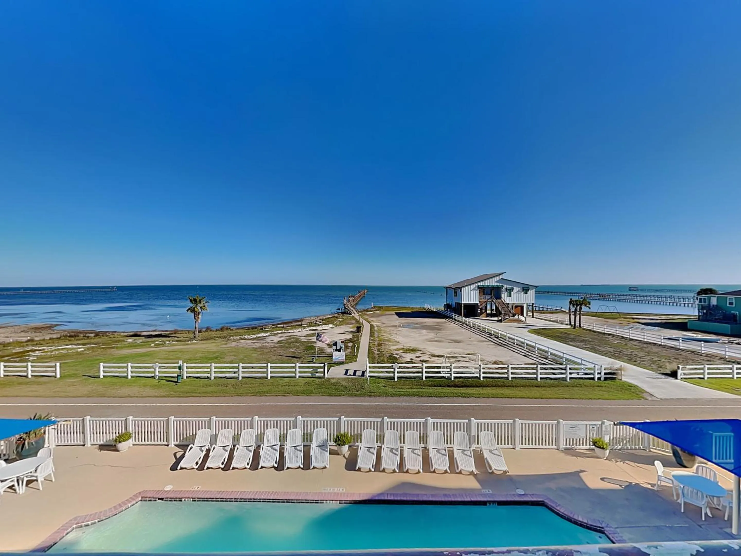 LR 309 - Ms, Annies Oasis