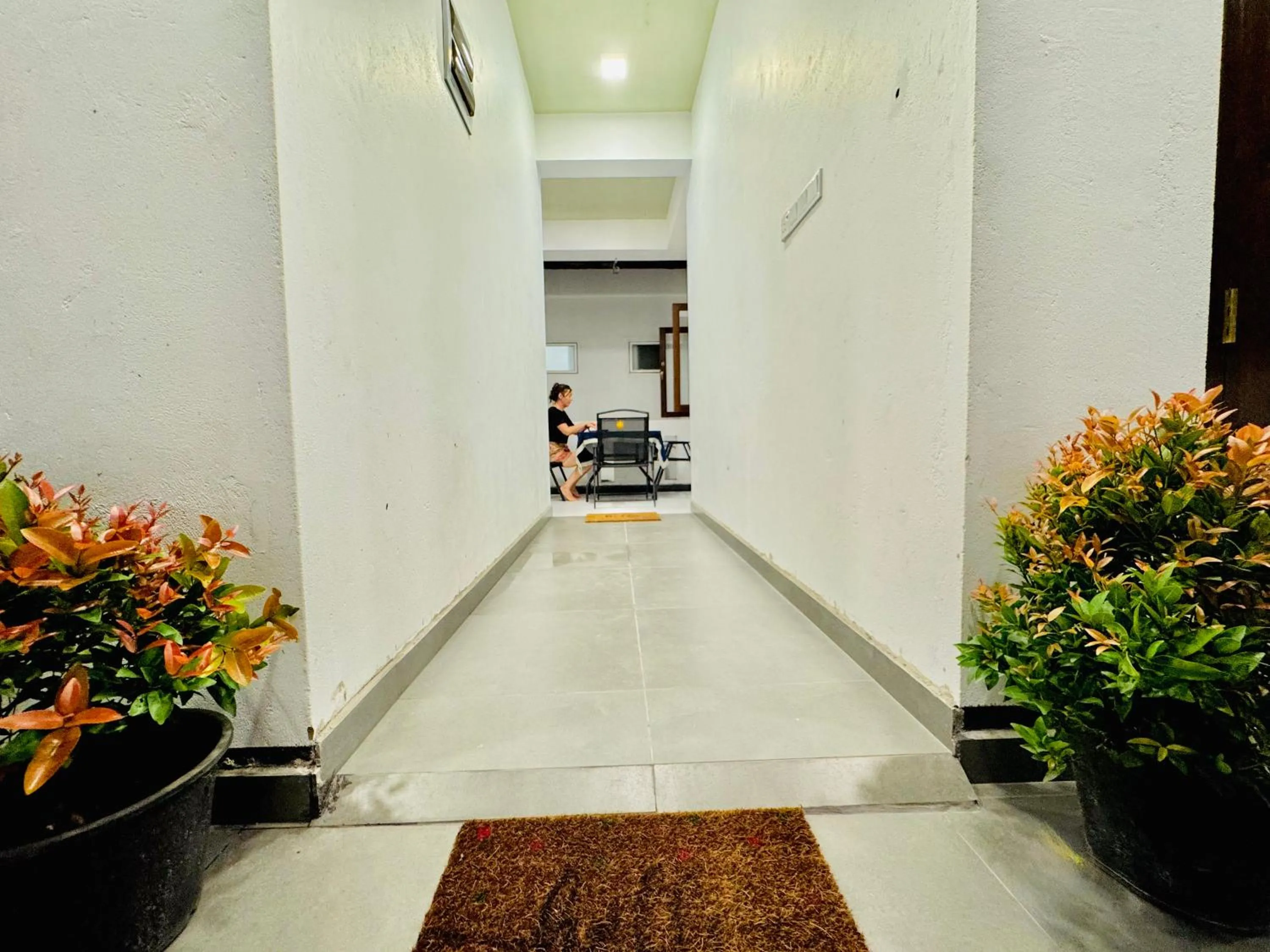 Facade/entrance in Sea Breeze Guest House Negombo