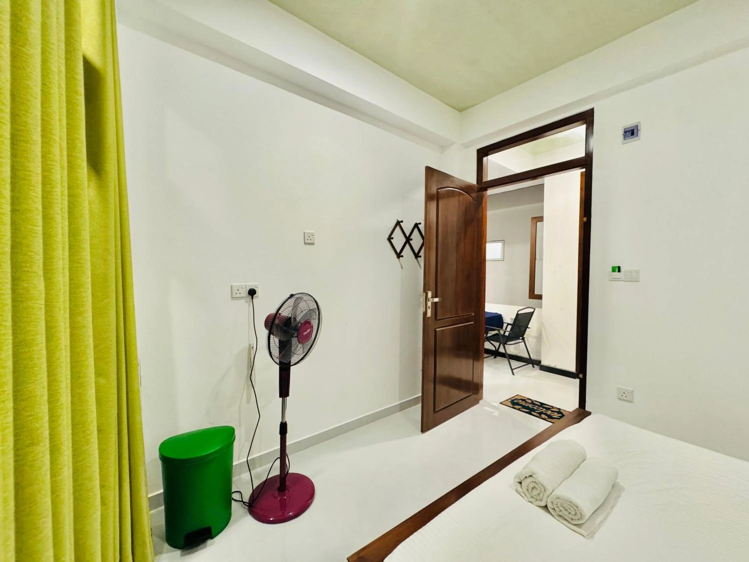 Bed in Sea Breeze Guest House Negombo