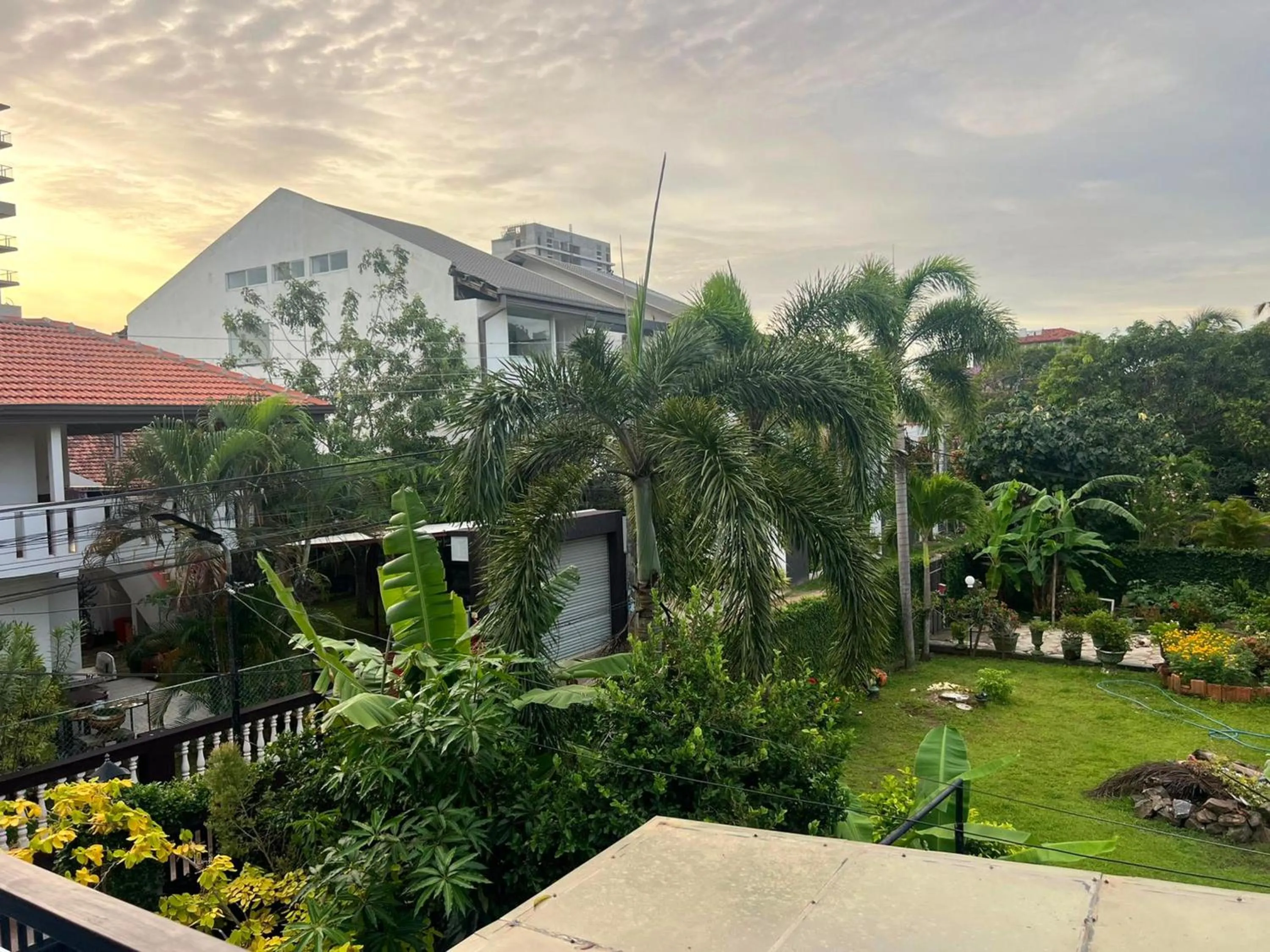 Garden view in Sea Breeze Guest House Negombo