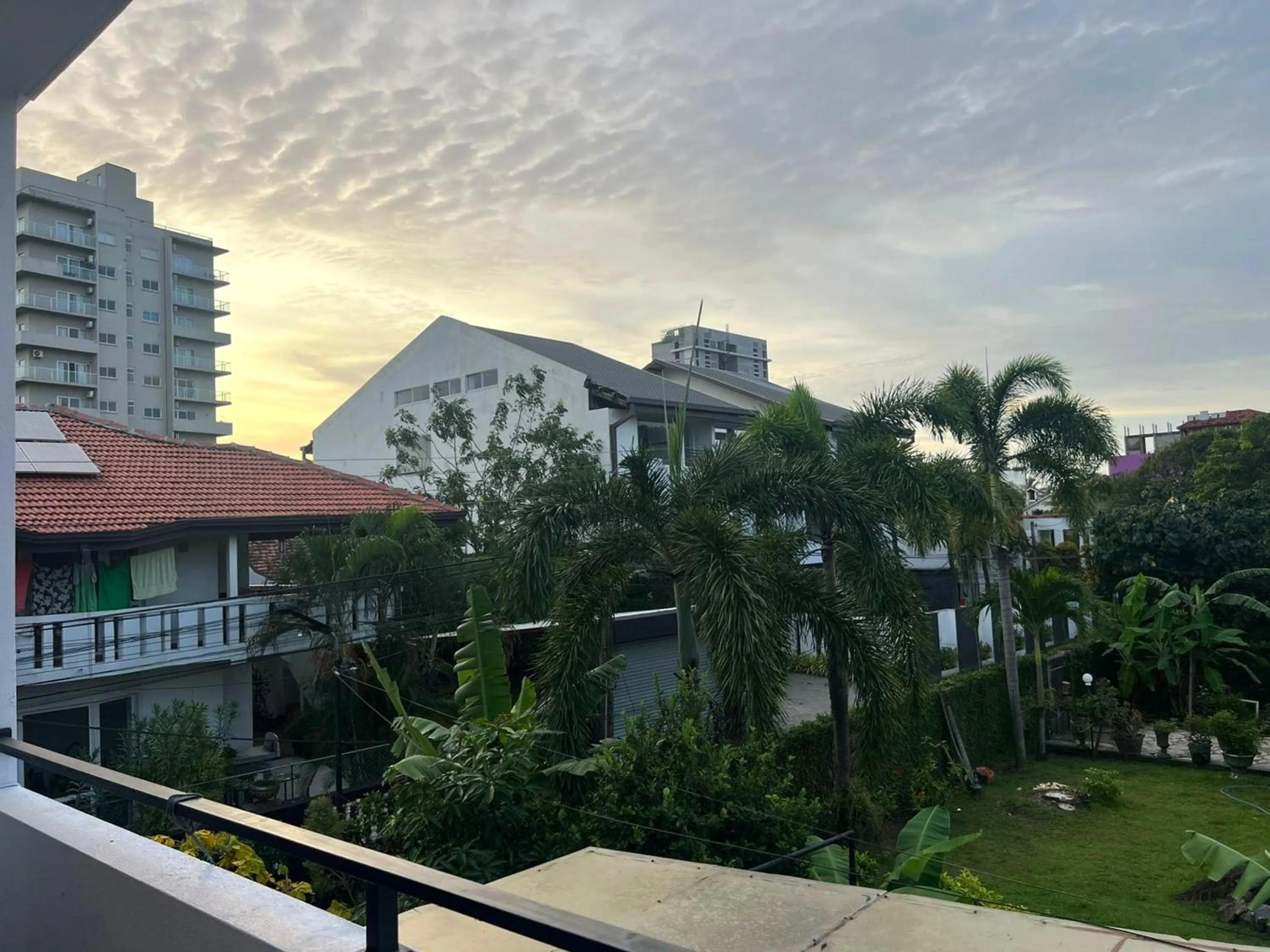 Garden view in Sea Breeze Guest House Negombo