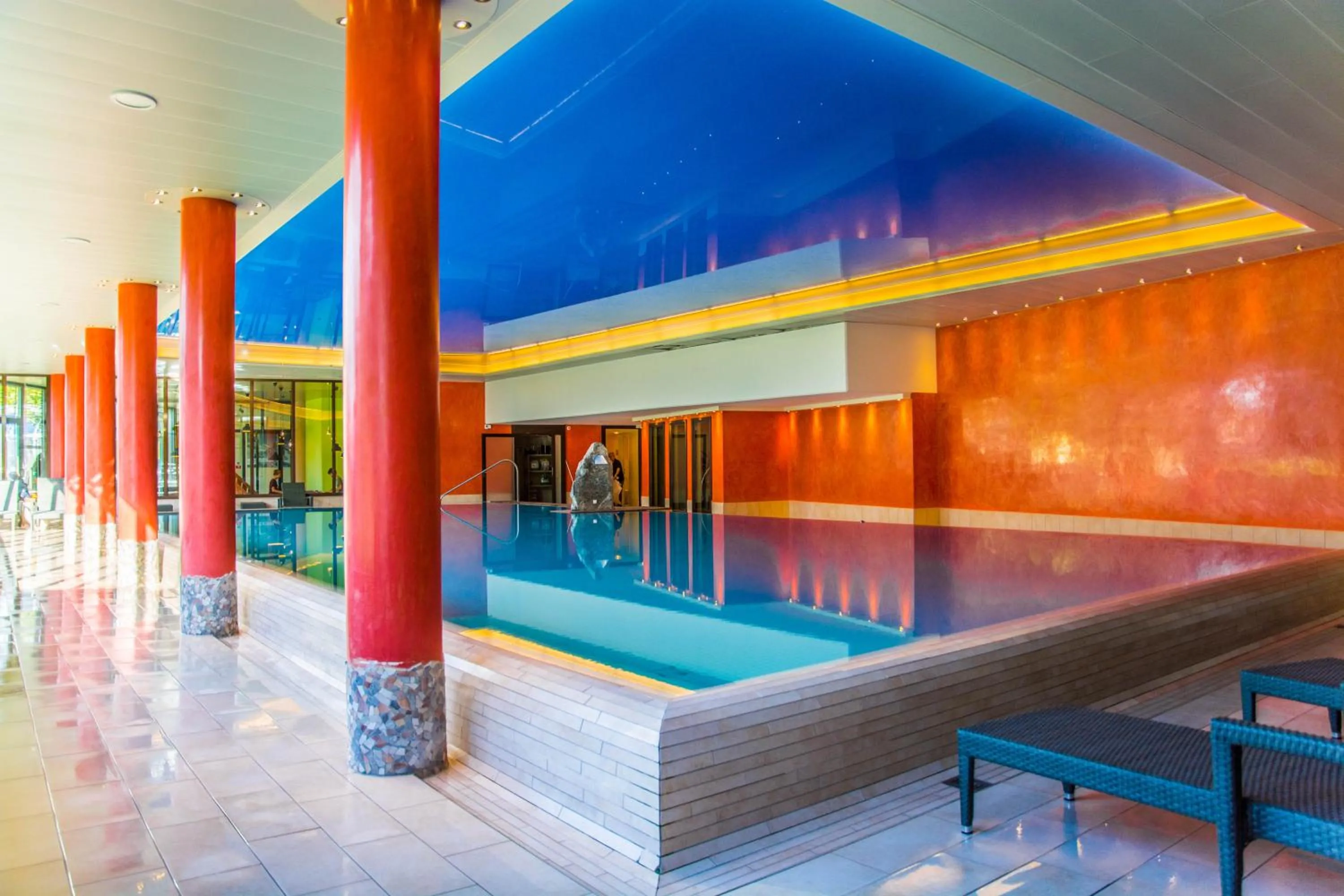 Swimming pool in Apartment Alpenrose 2.5 mit Mitbenutzung SPA & Wellness - GRIWA RENT AG