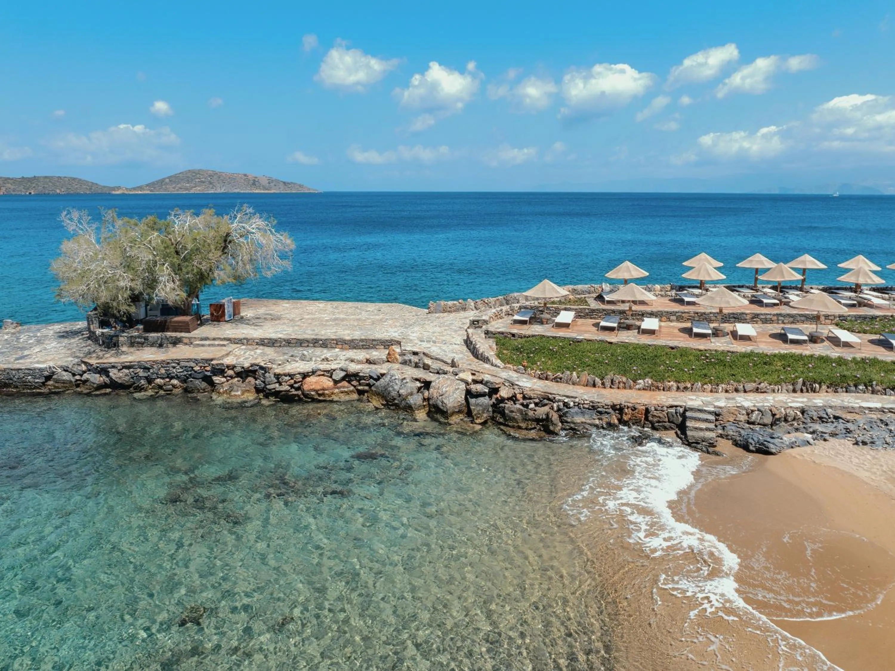 Beach in Elounda Mare Relais & Châteaux Hotel