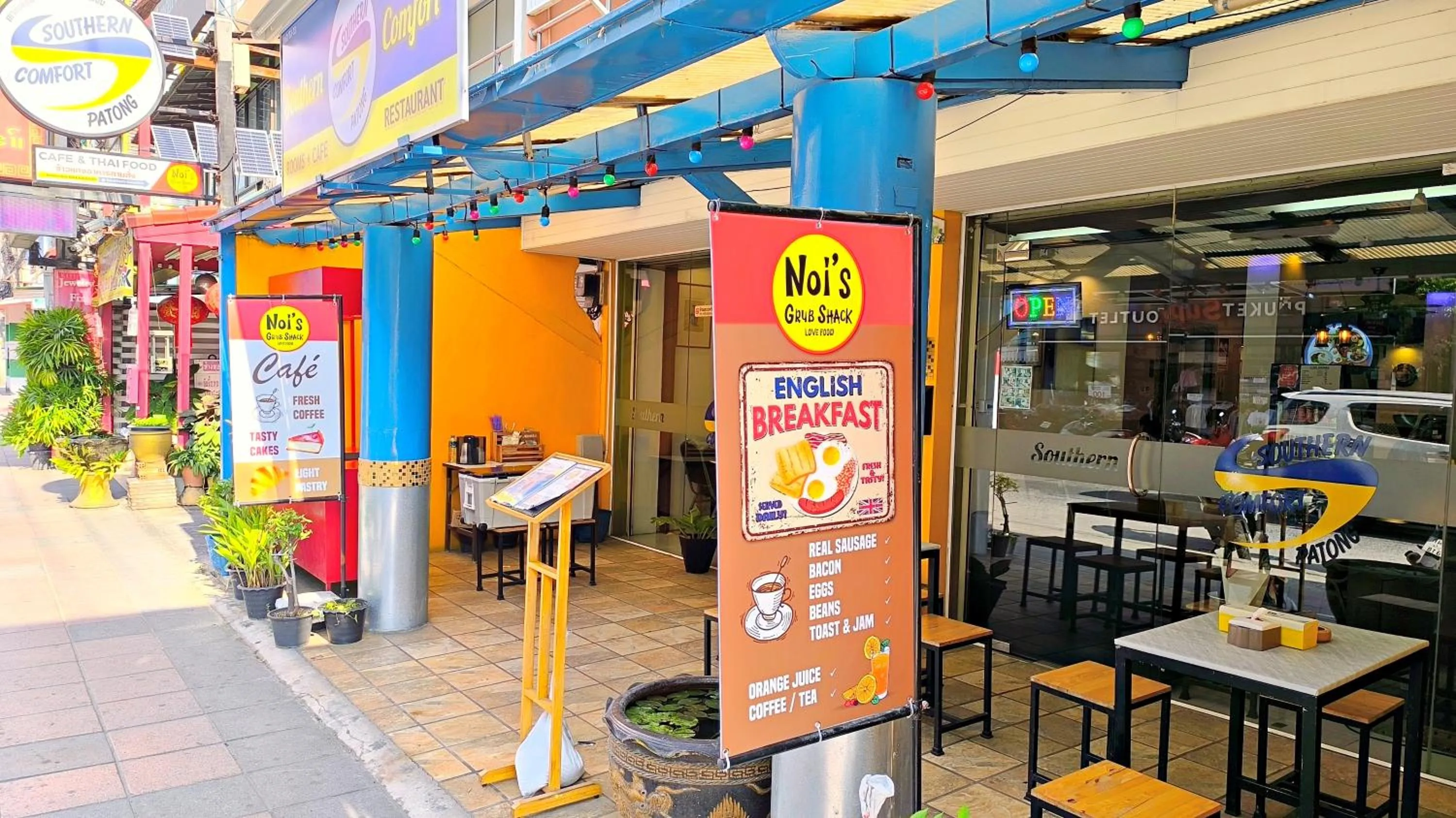 Property building in Southern Comfort Patong