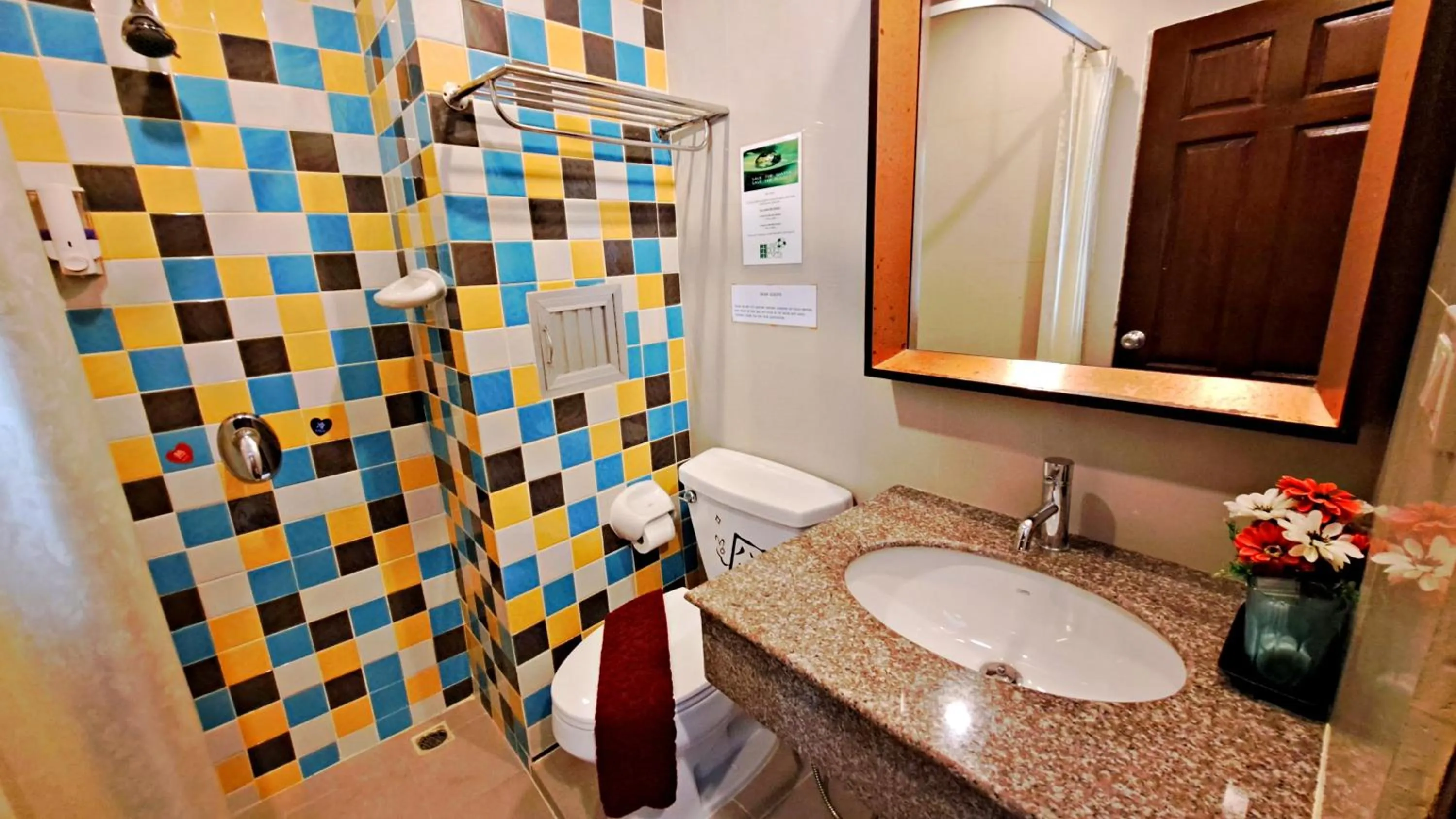 Bathroom in Southern Comfort Patong