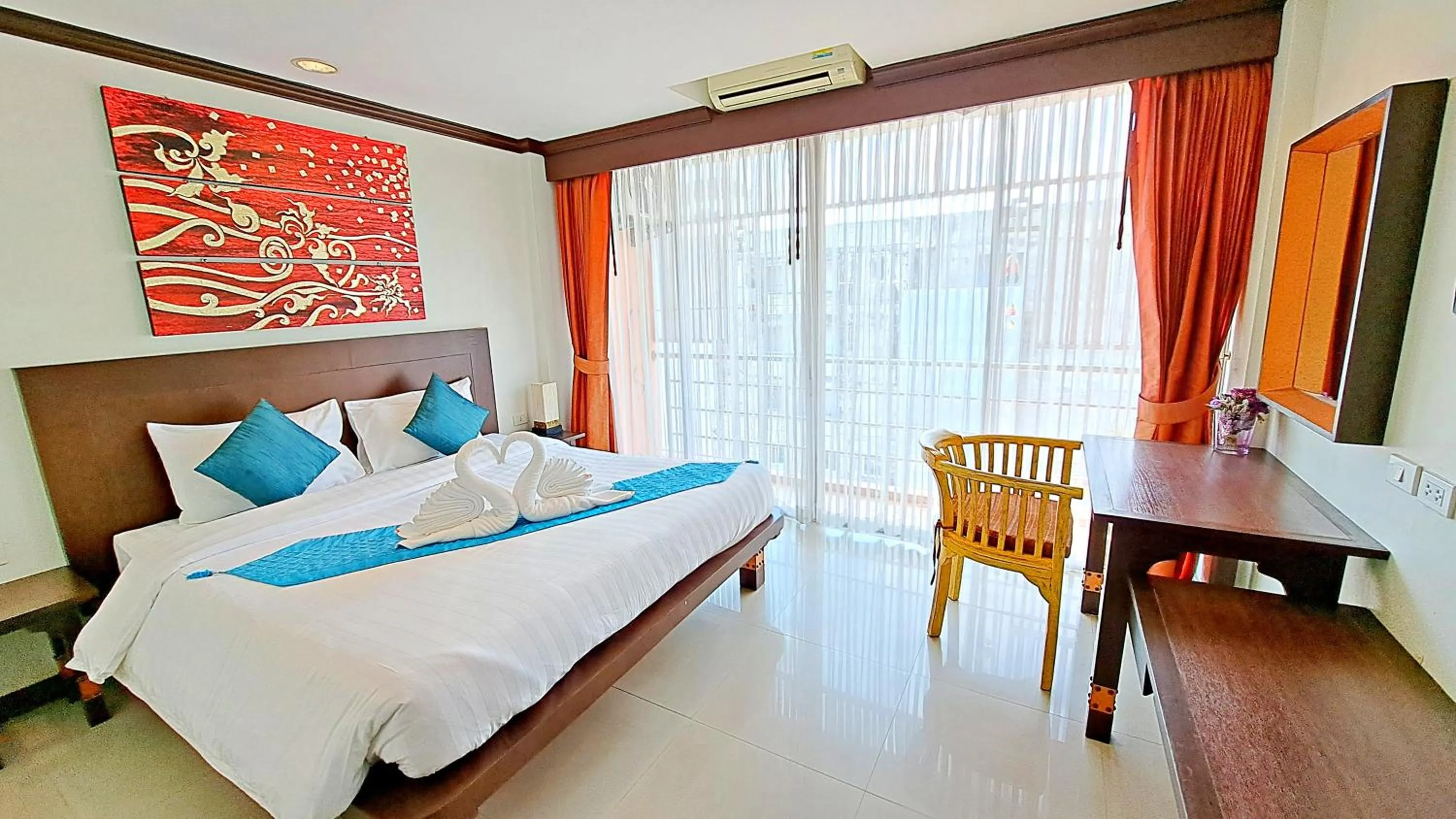 Decorative detail, Bed in Southern Comfort Patong