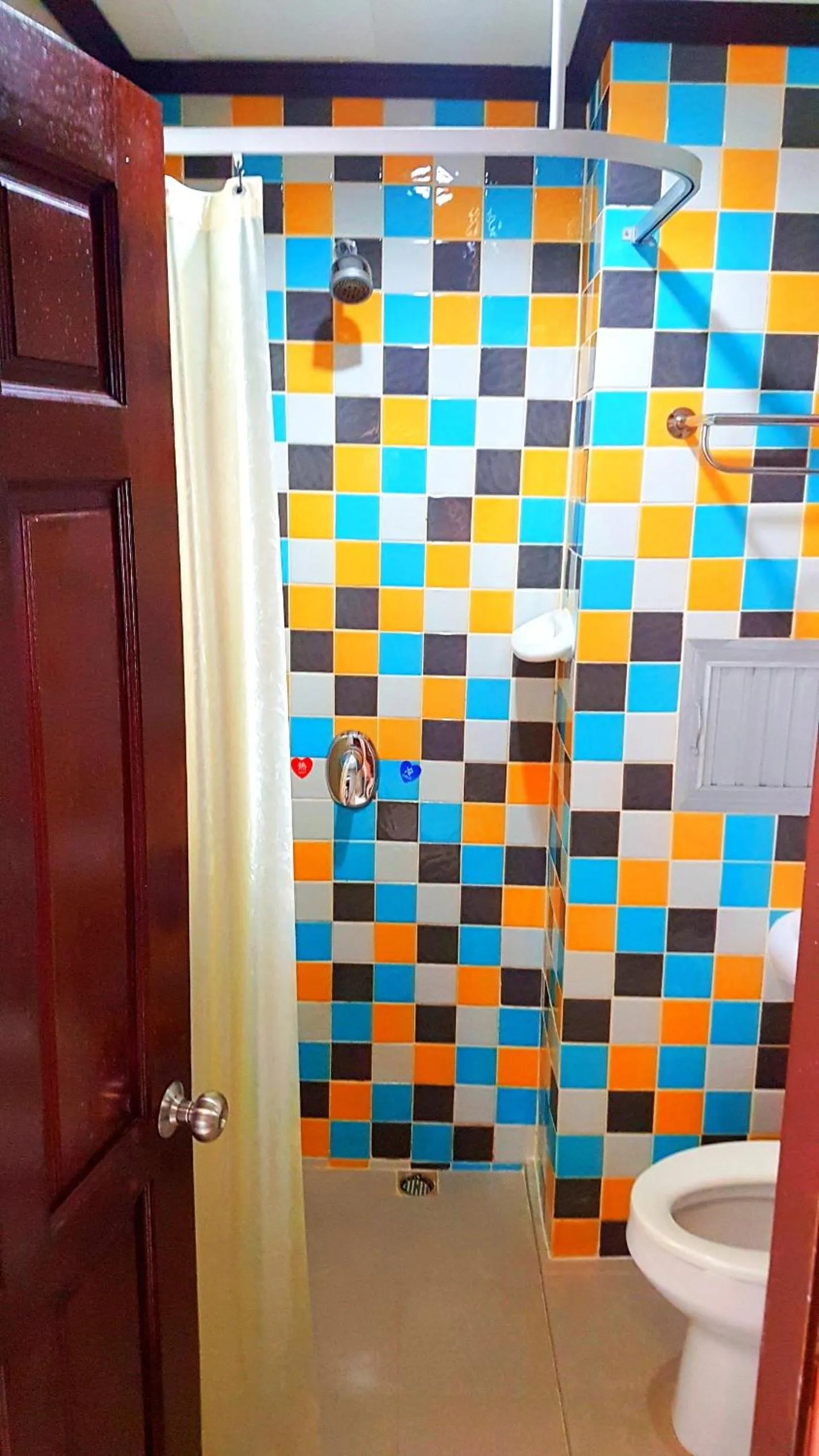 Bathroom in Southern Comfort Patong