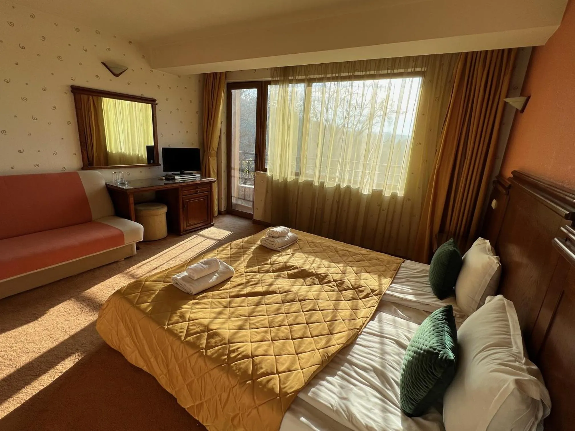 Bed in HOTEL BOLYARI