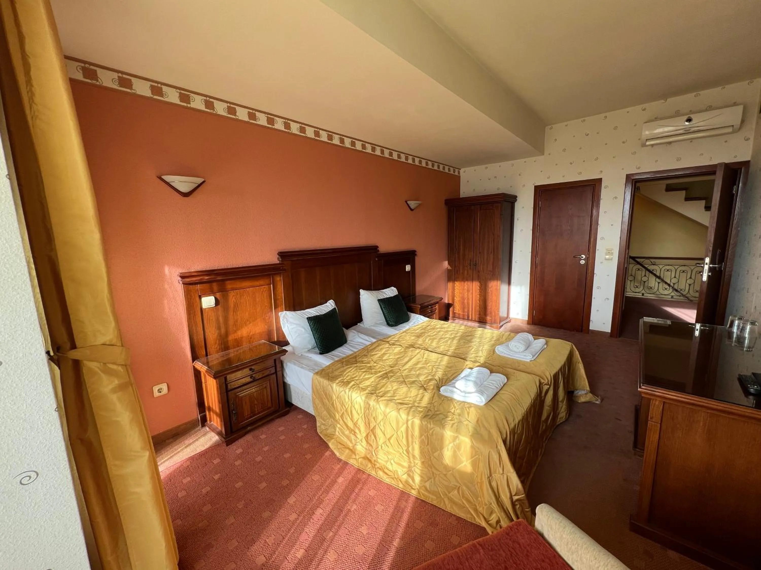 Bed in HOTEL BOLYARI