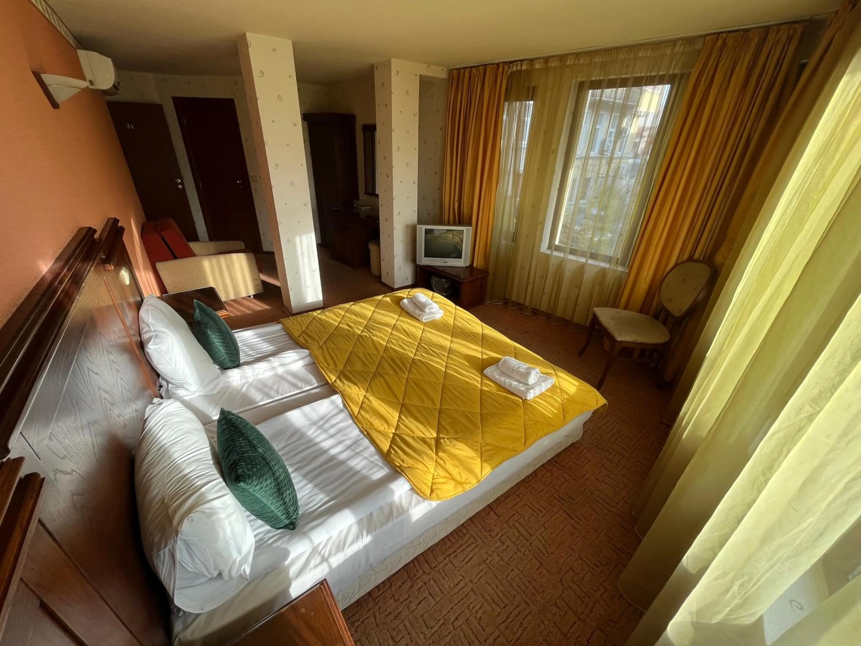 Bed in HOTEL BOLYARI