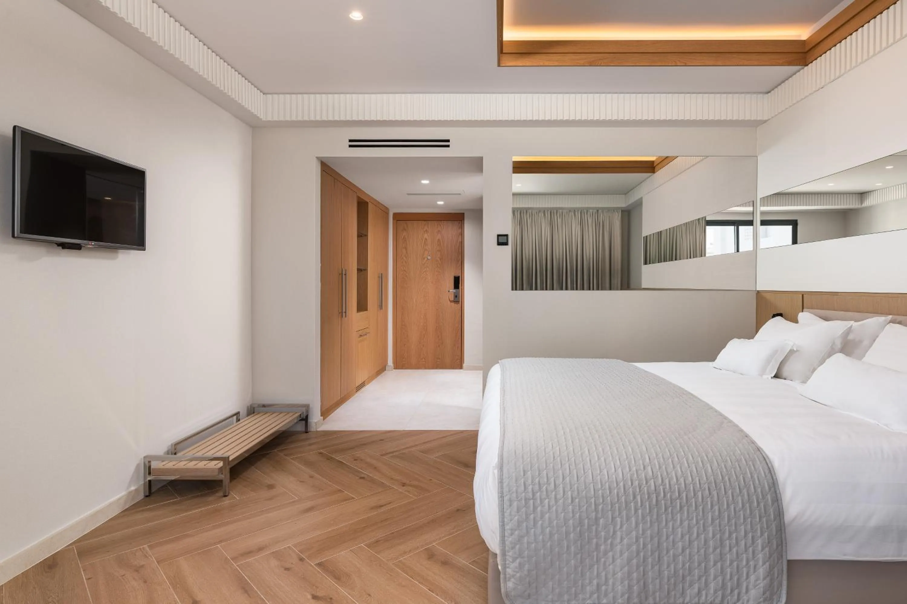 Bedroom, Bed in Mediterranean Hotel