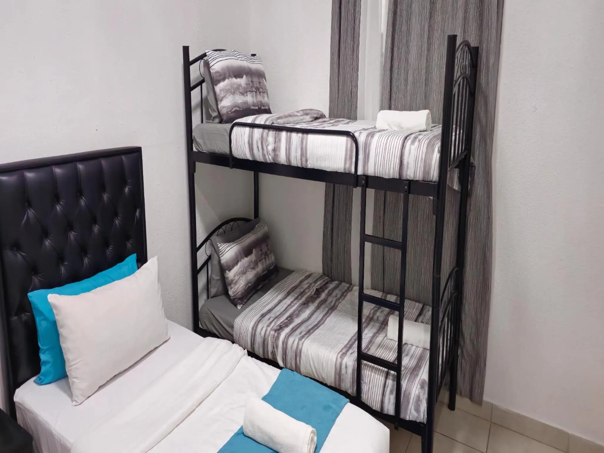 Bed in Goshen Lodge Fitzroy