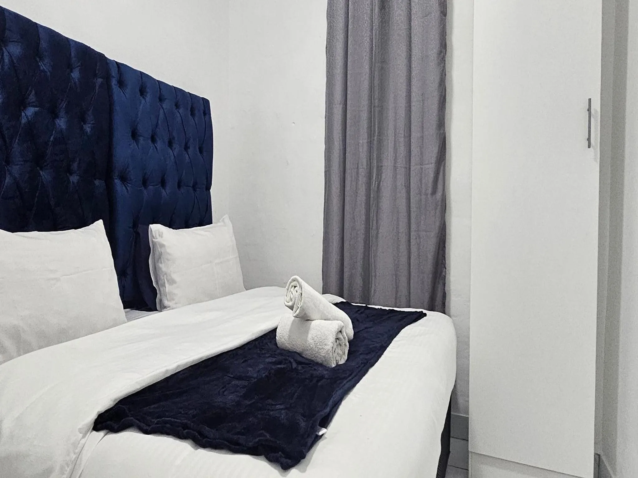 Bed in Goshen Lodge Fitzroy