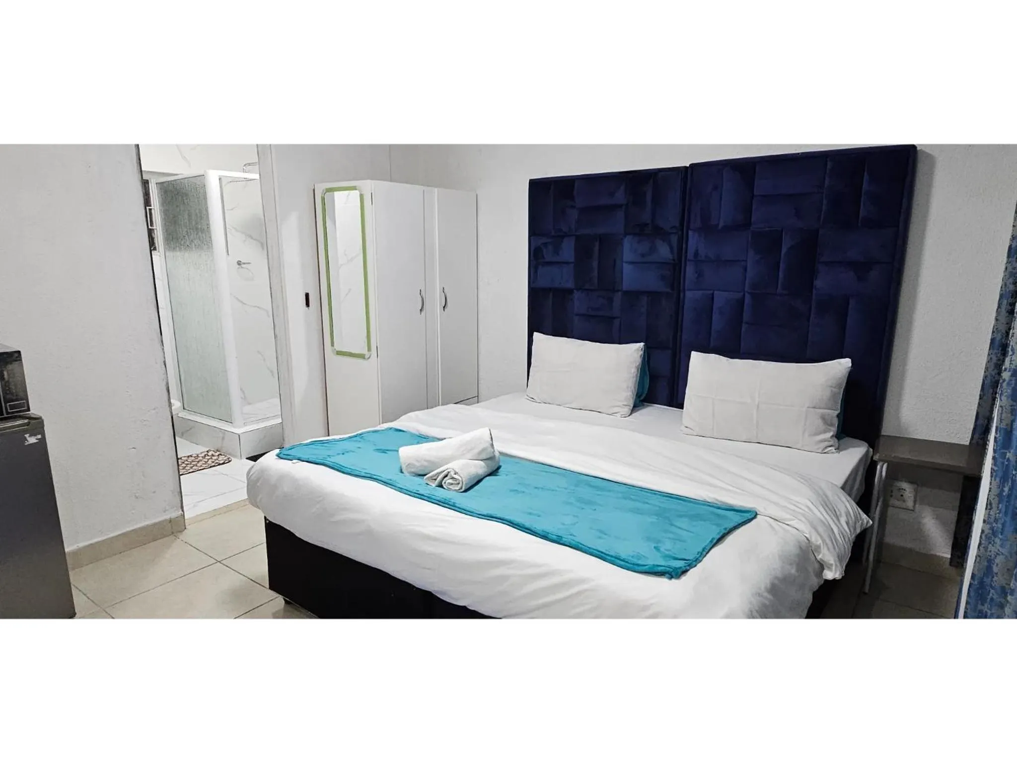 Bed in Goshen Lodge Fitzroy