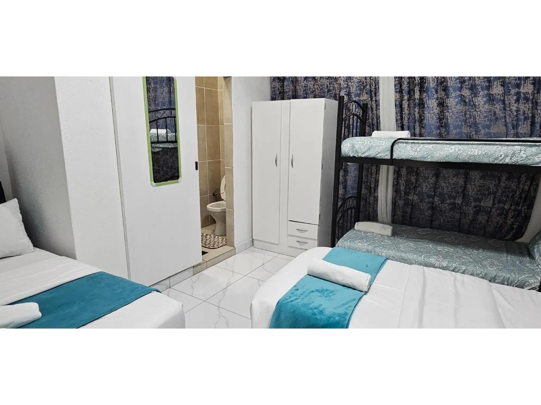 Bed in Goshen Lodge Fitzroy