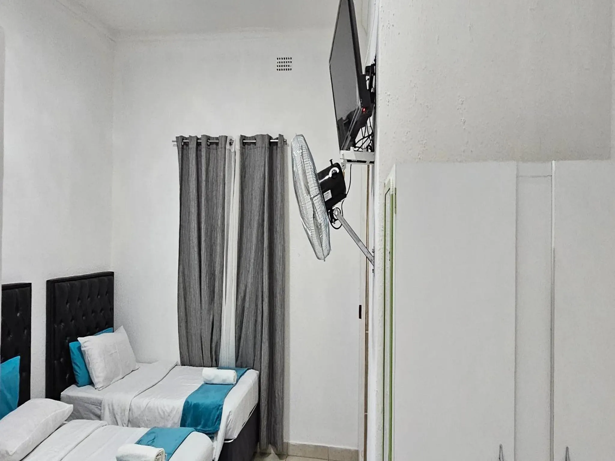 Bed in Goshen Lodge Fitzroy