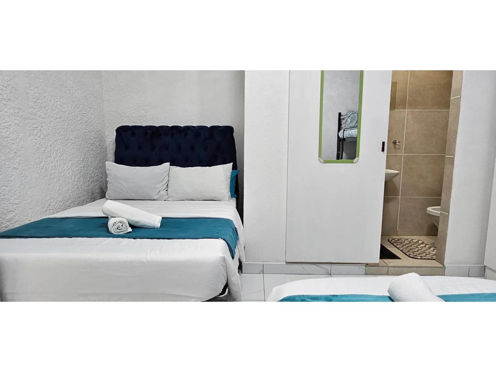 Bed in Goshen Lodge Fitzroy