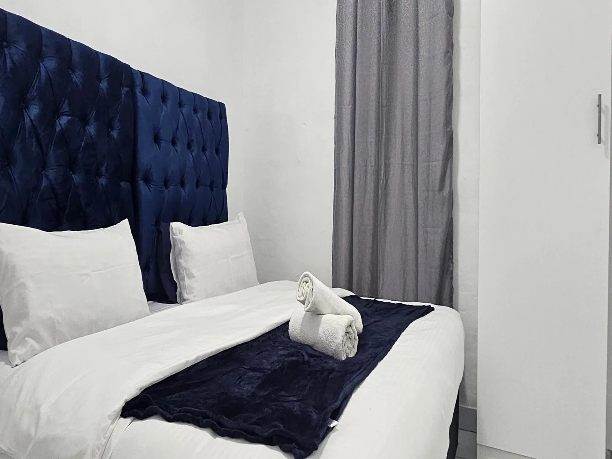 Bed in Goshen Lodge Fitzroy