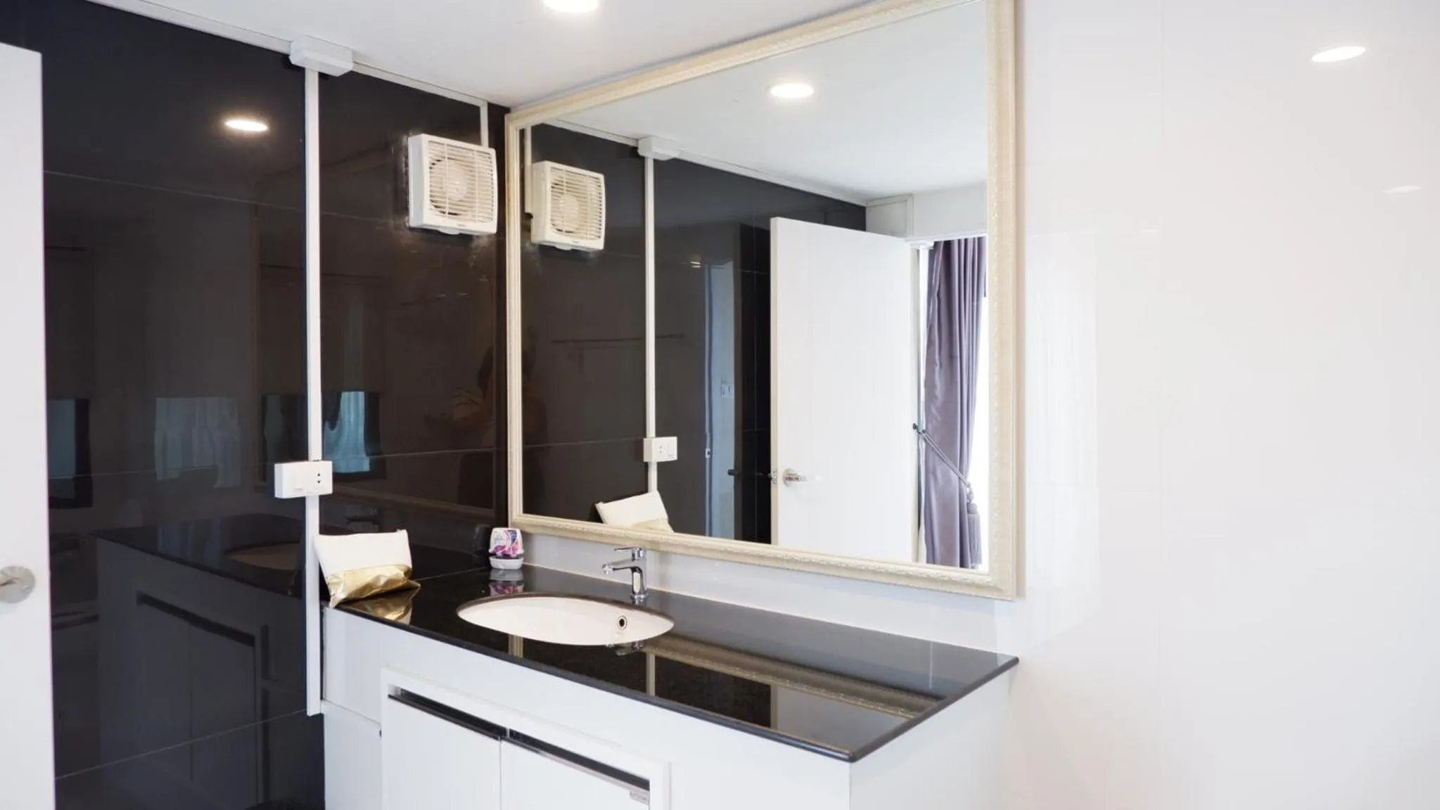 Bathroom in KEPT Cabana เคปท์ คาบานา