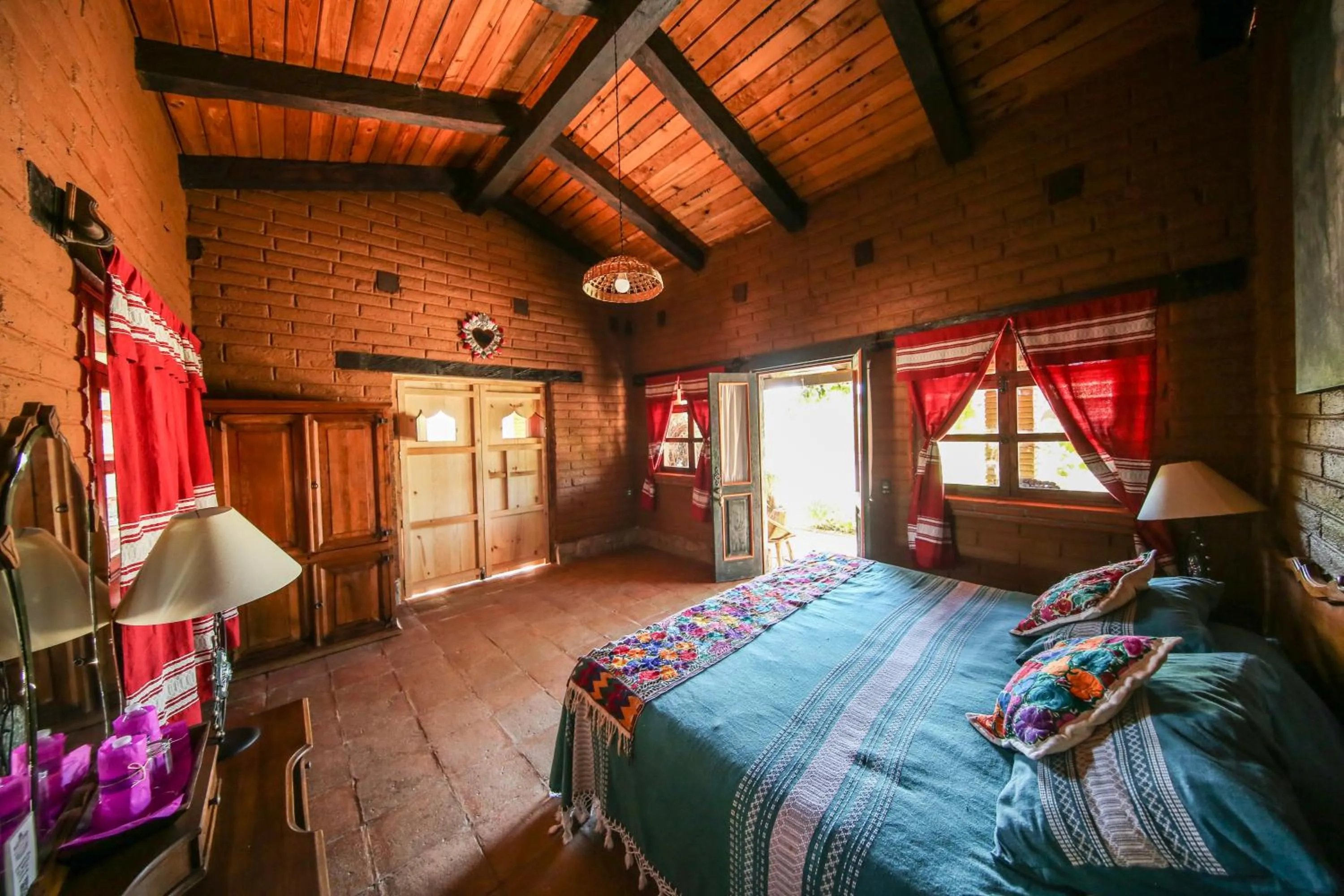 Bed in Huayápam Yù'ú Lodge