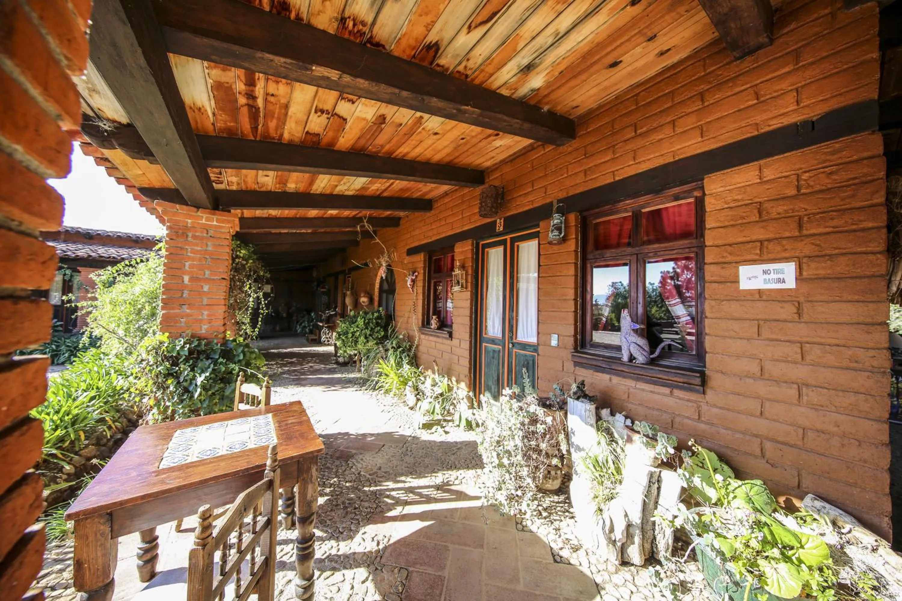Garden in Huayápam Yù'ú Lodge