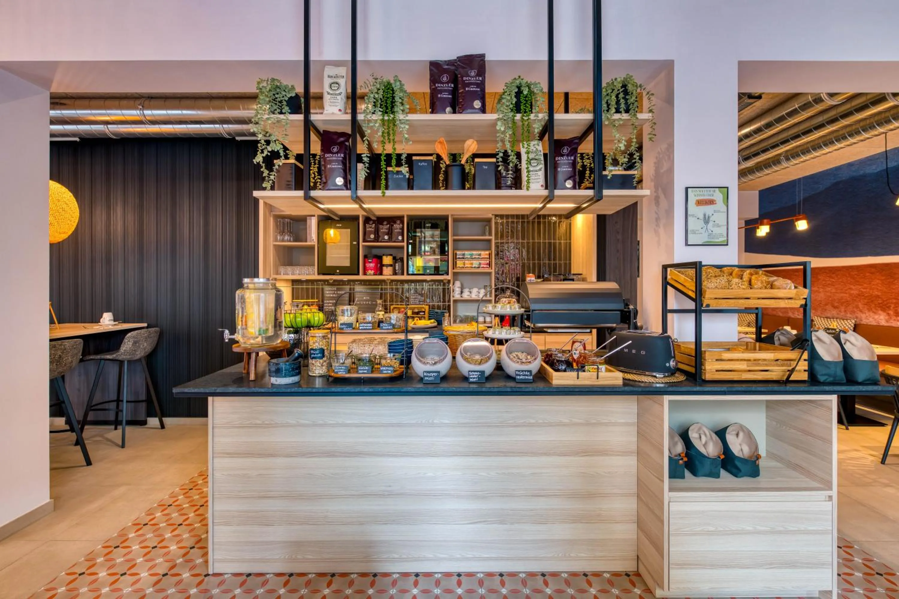 Buffet breakfast in Stadthotel Neumarkt Mitte