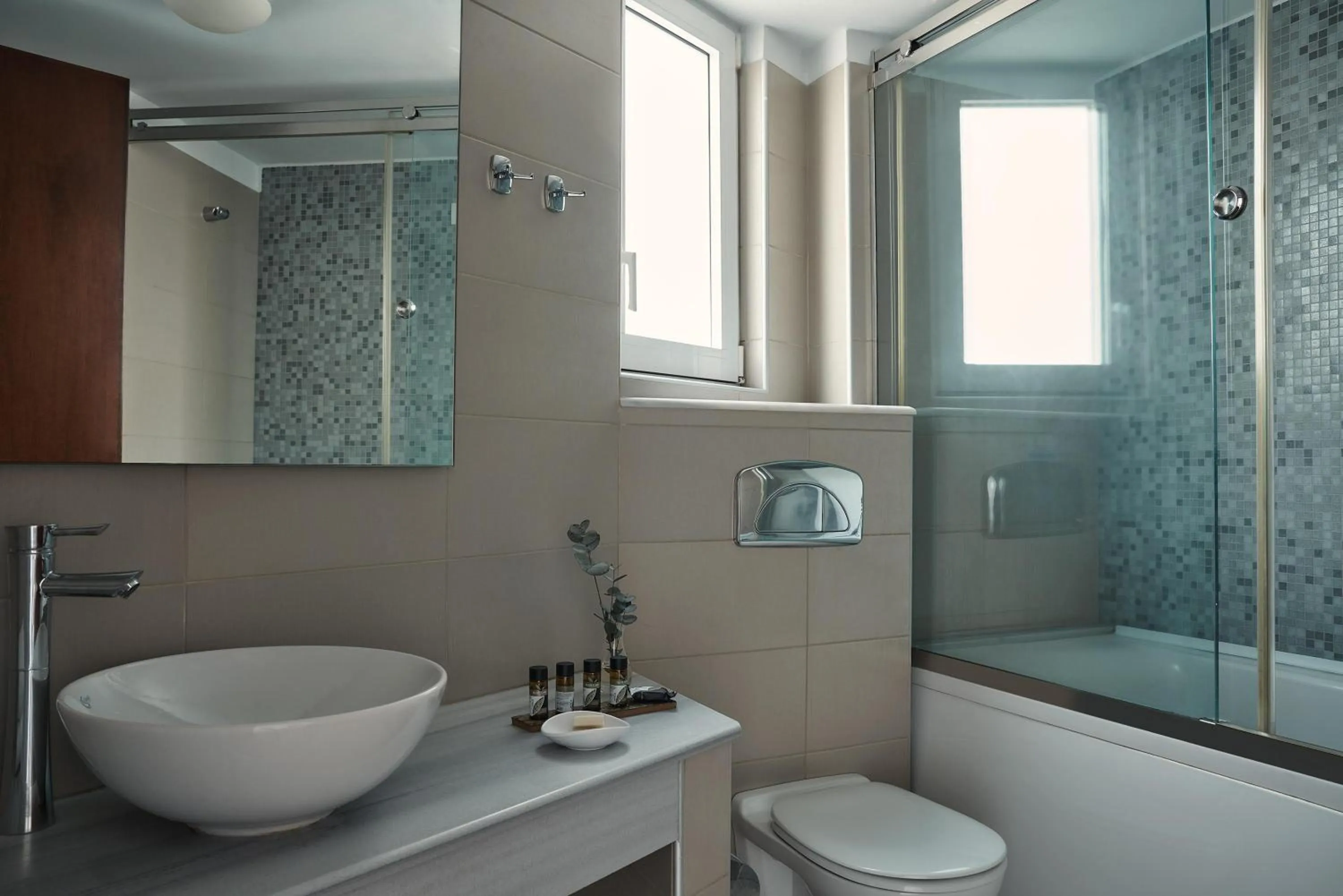 Bathroom in Lato Boutique Hotel