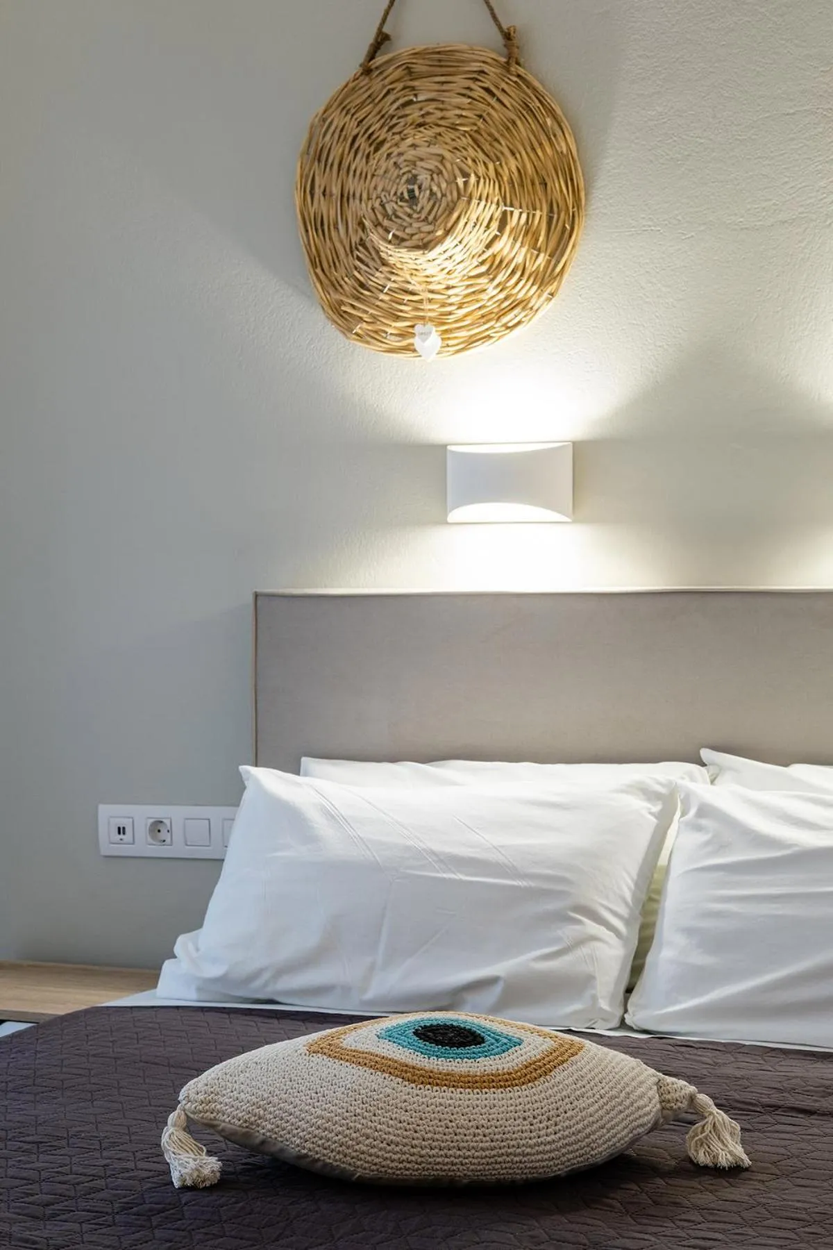 Photo of the whole room, Bed in Dilion Hotel