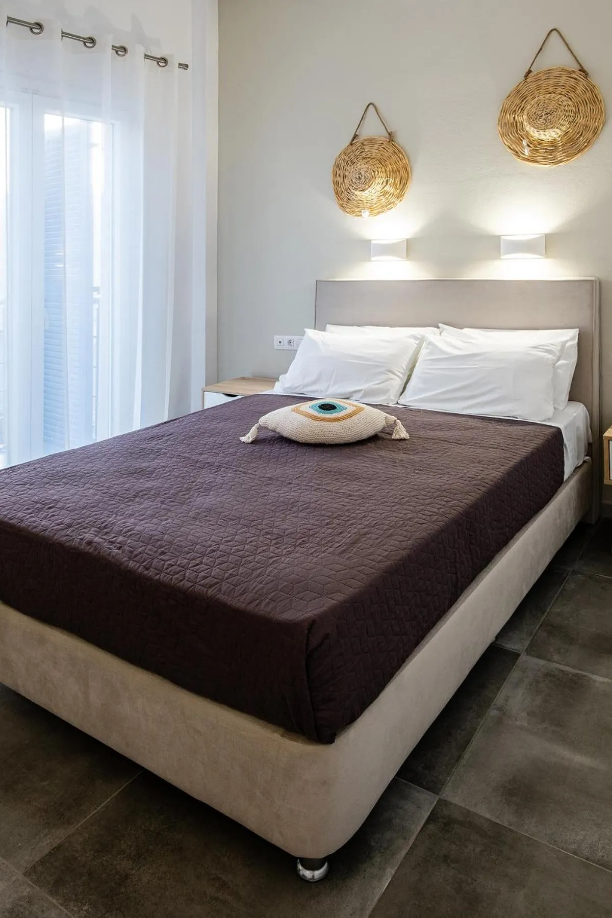 Photo of the whole room, Bed in Dilion Hotel