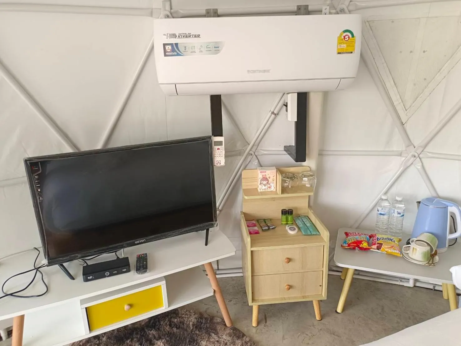 TV and multimedia in Baan Nai Baan Nok Resort