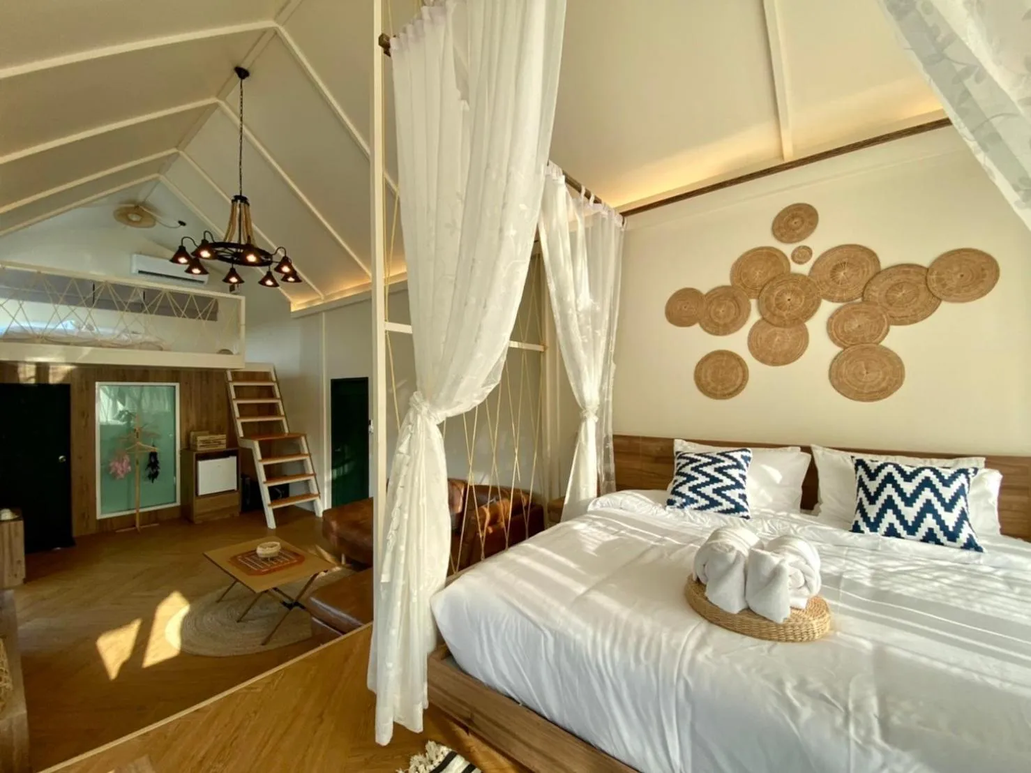 Bedroom, Bed in Baan Nai Baan Nok Resort