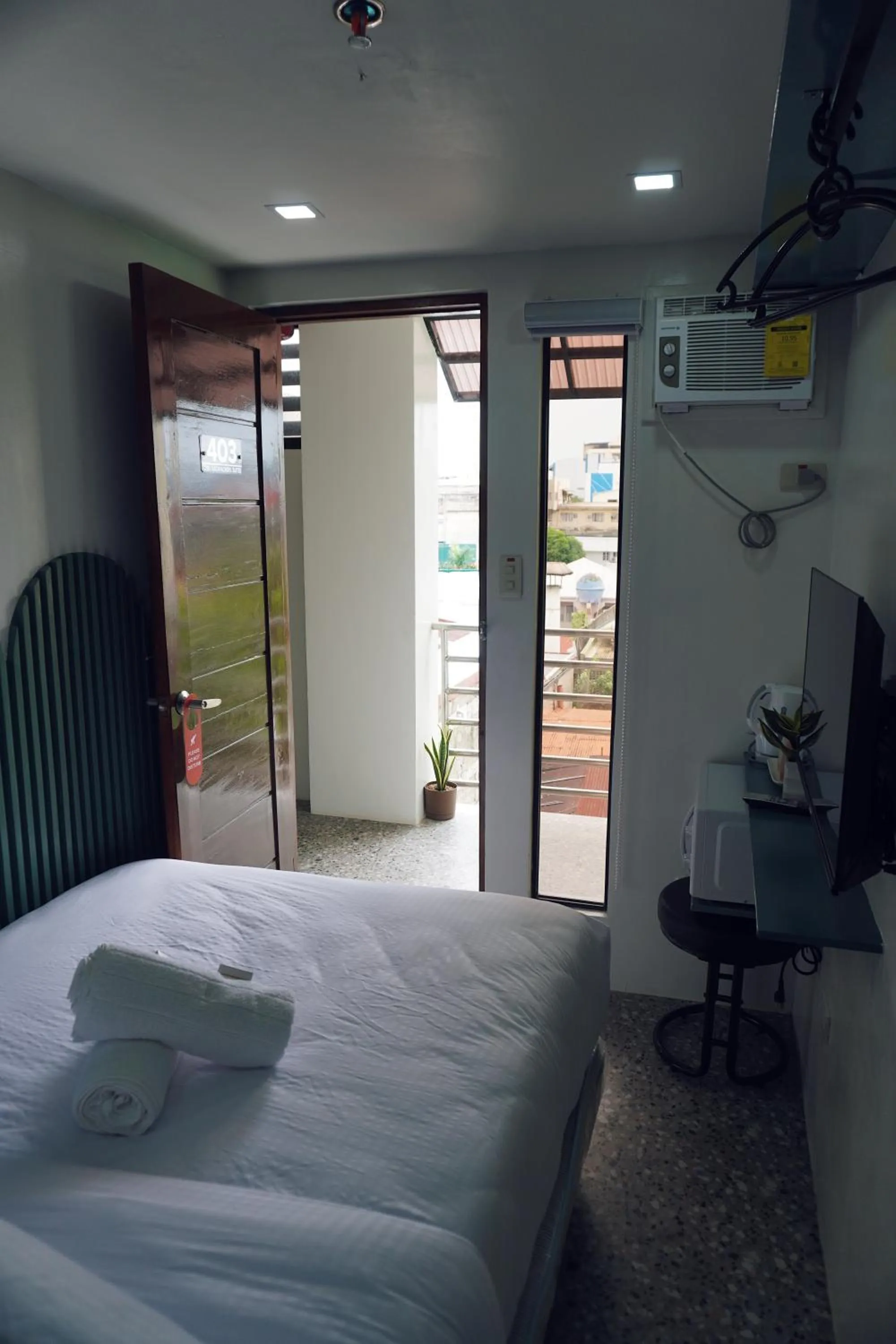 Bed in Cebu Backpackers Hostel