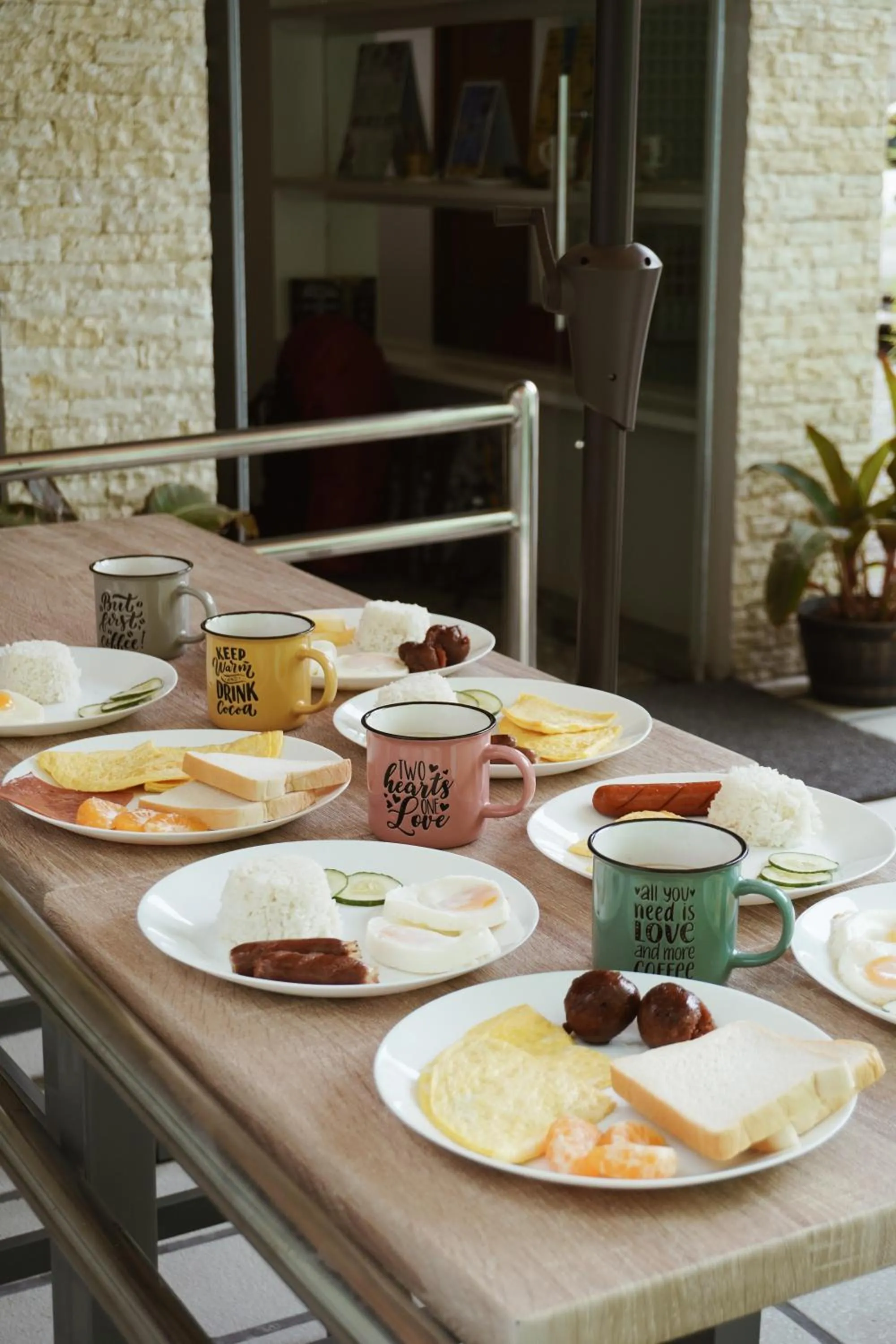 Breakfast in Cebu Backpackers Hostel