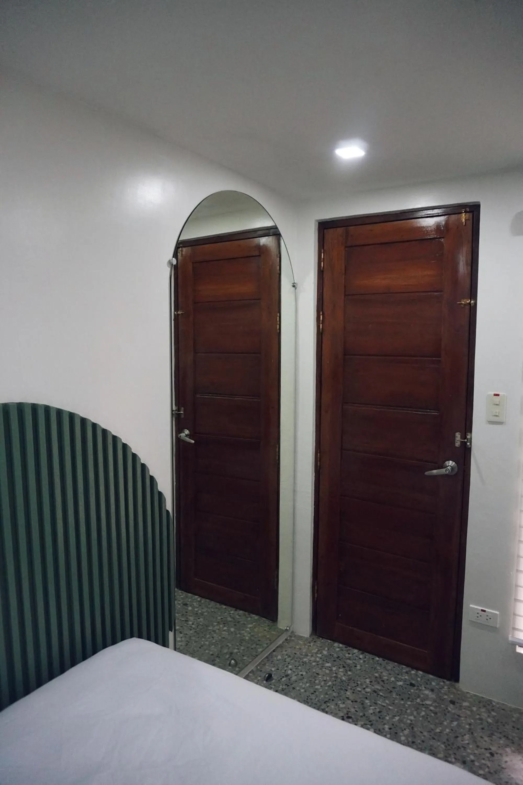 Bed in Cebu Backpackers Hostel