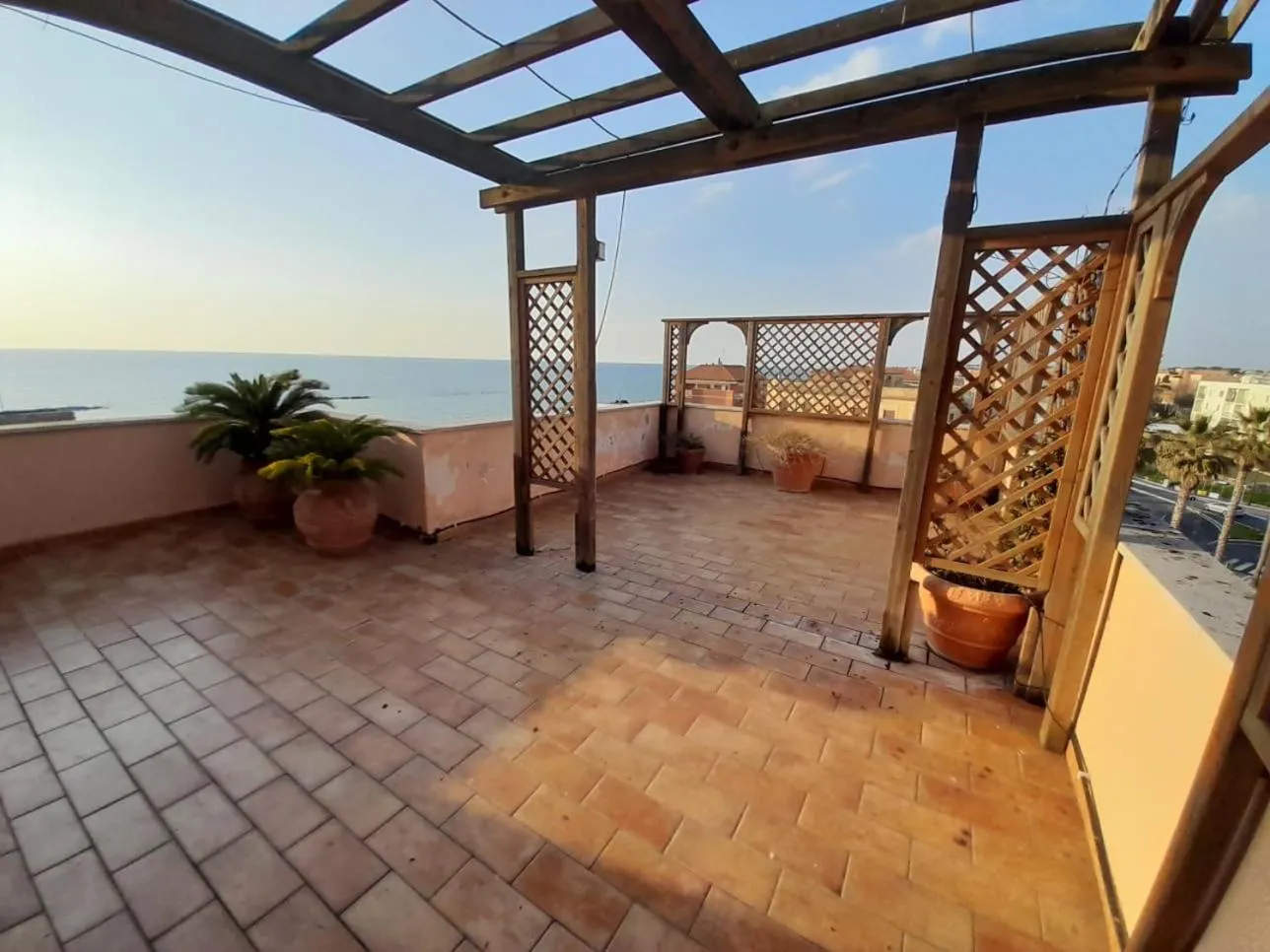 Balcony/Terrace in La terrazza di Nerone